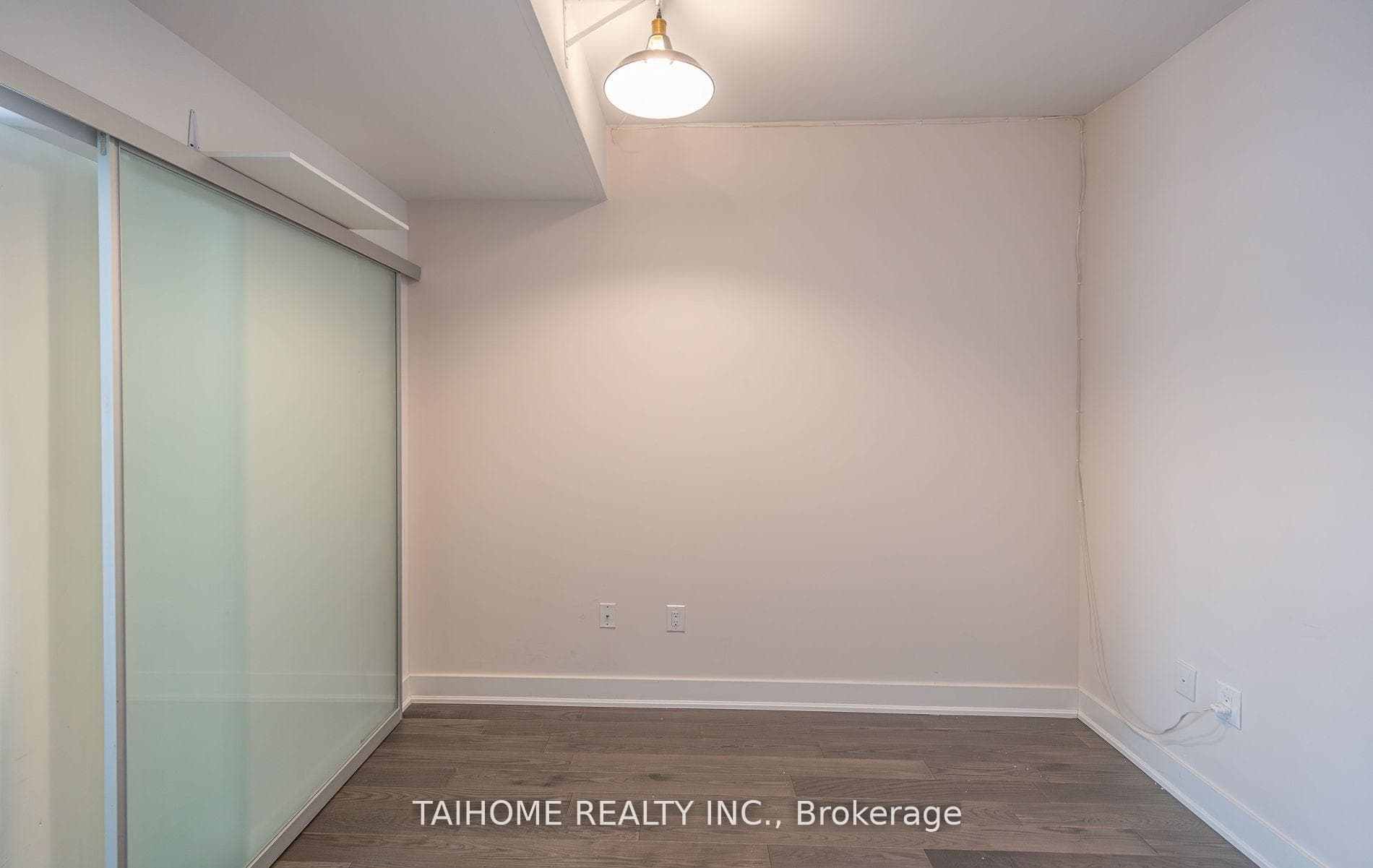 955 Bay Street Unit 307 photo 18