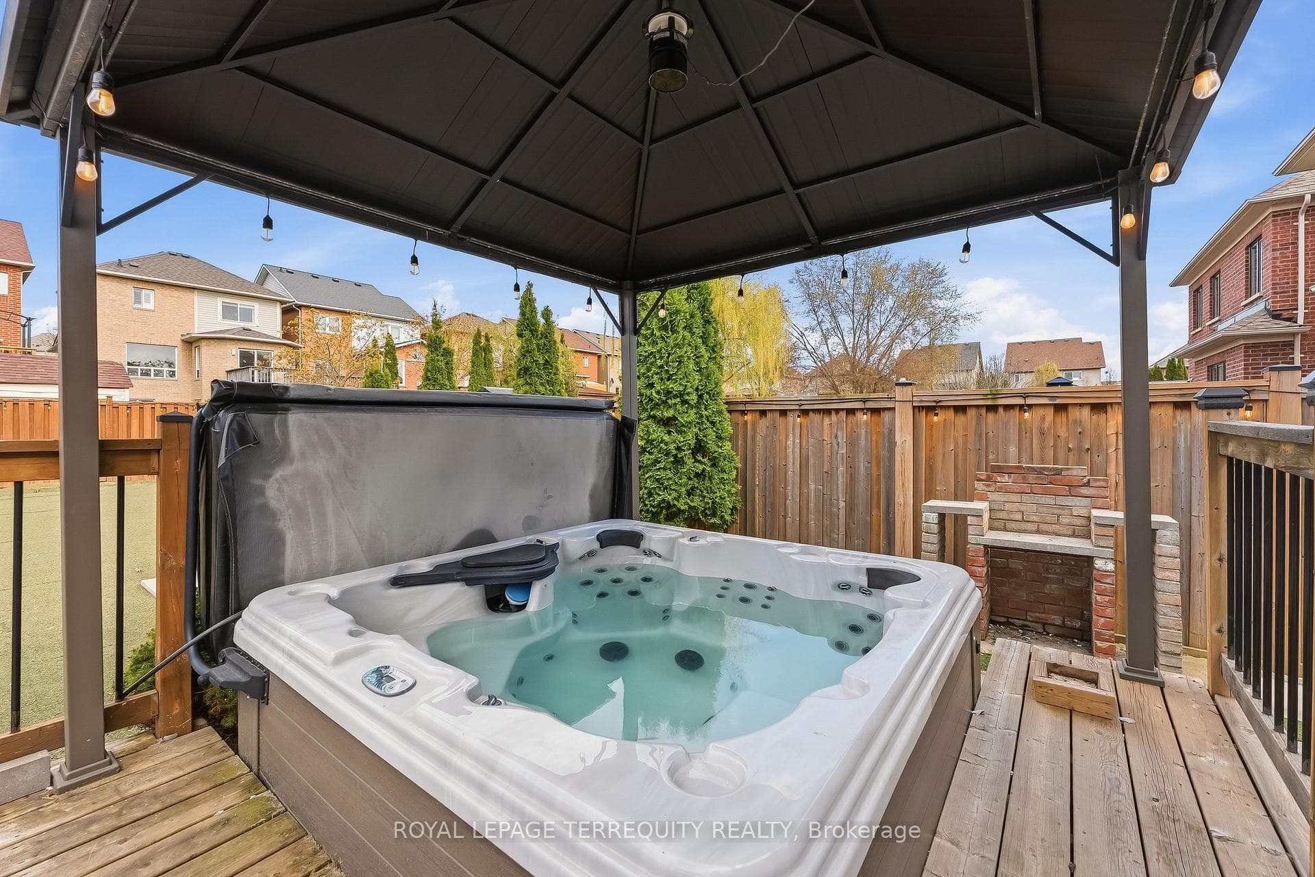 144 Underwood Drive photo 41