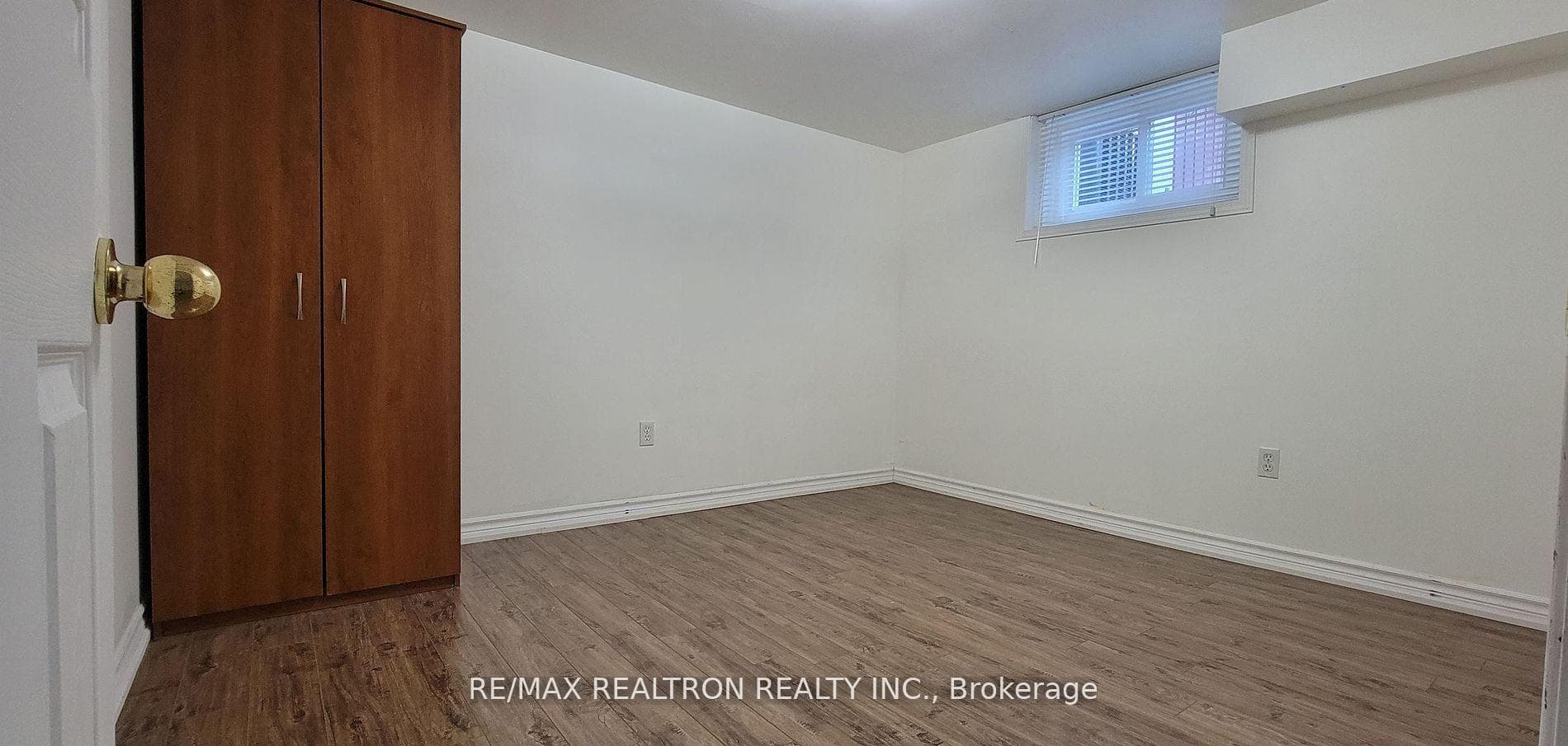 37 Mendip Crescent Unit Bsmt photo 6