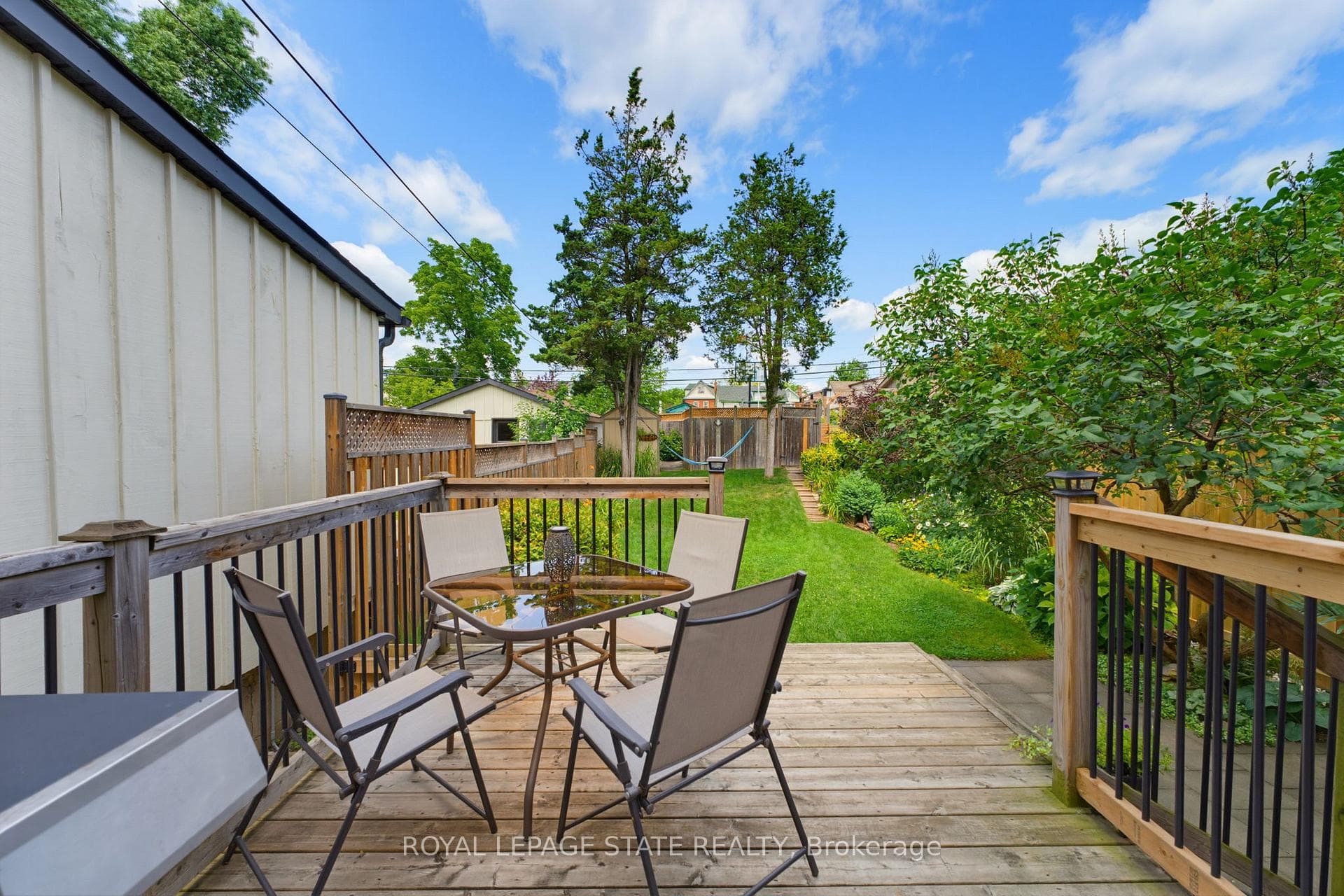 394 Charlton Avenue photo 35