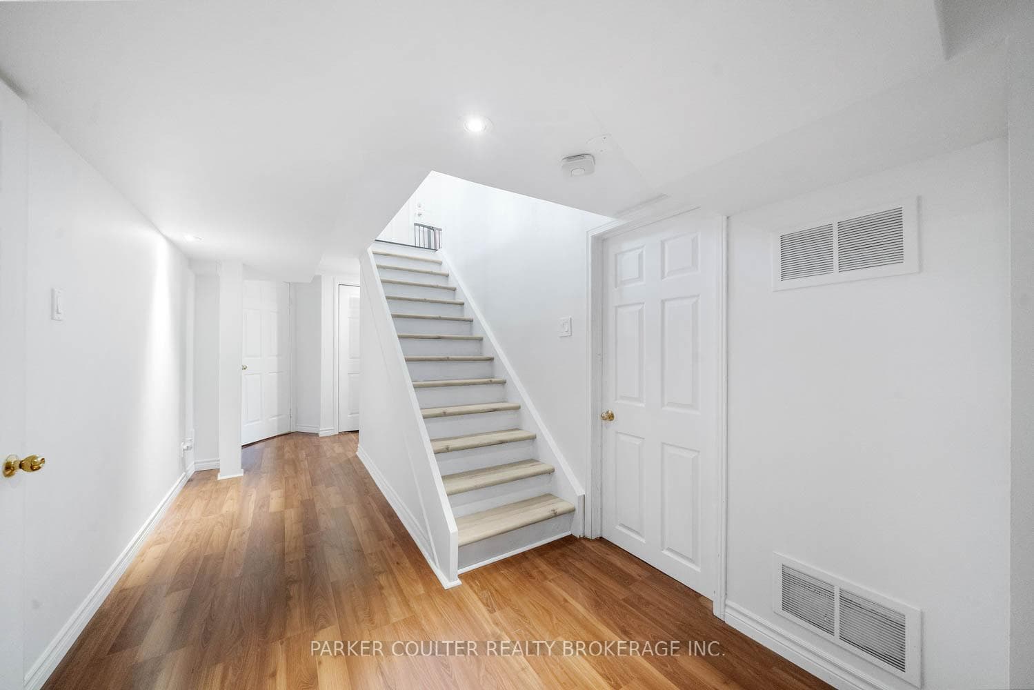 78 Ward Drive photo 34