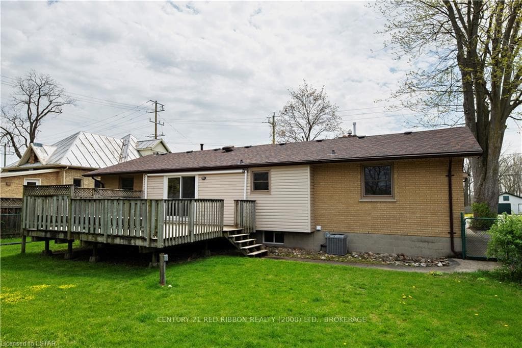 403 ALBERT Street photo 36