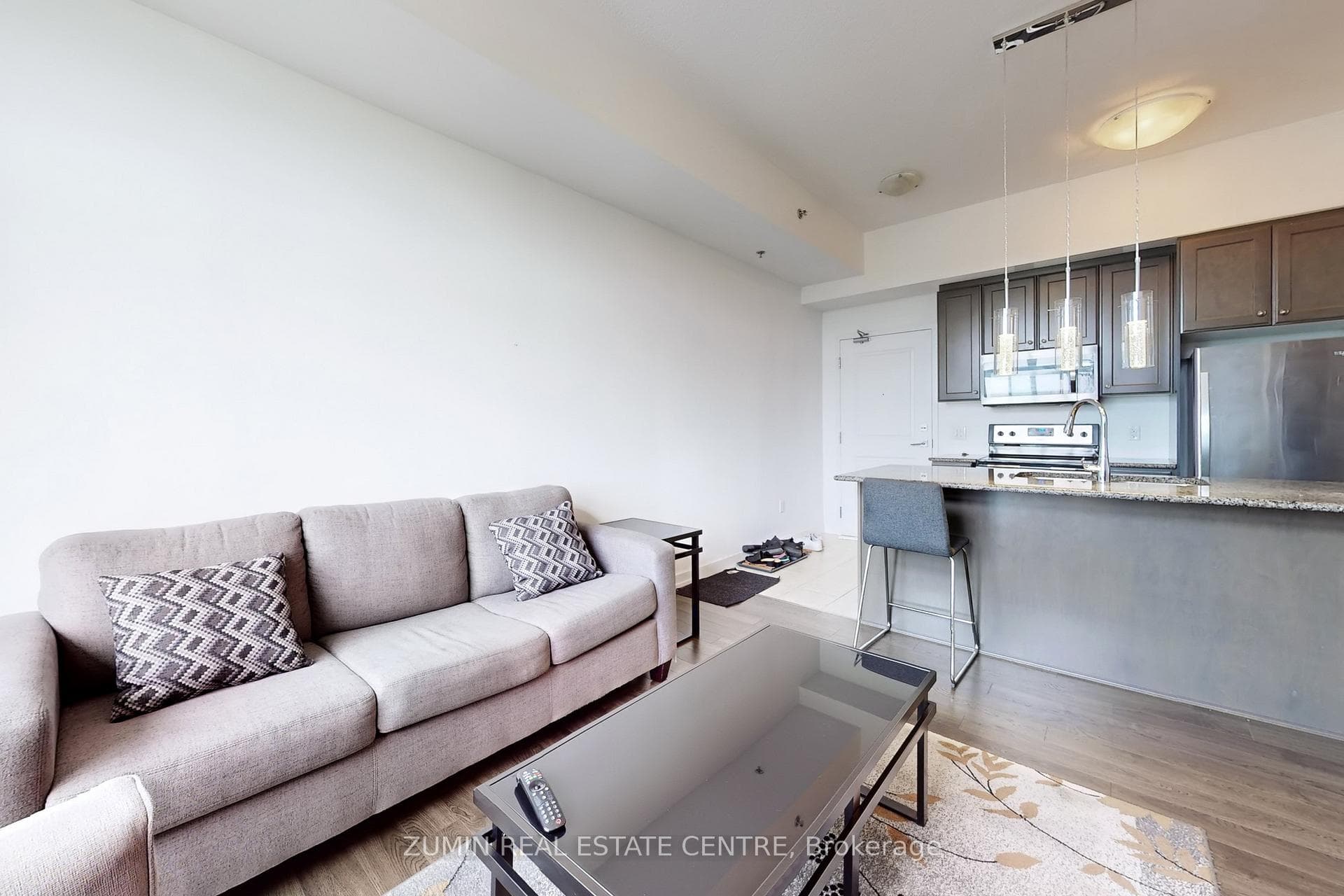 2486 Old Bronte Road Unit 806 photo 5