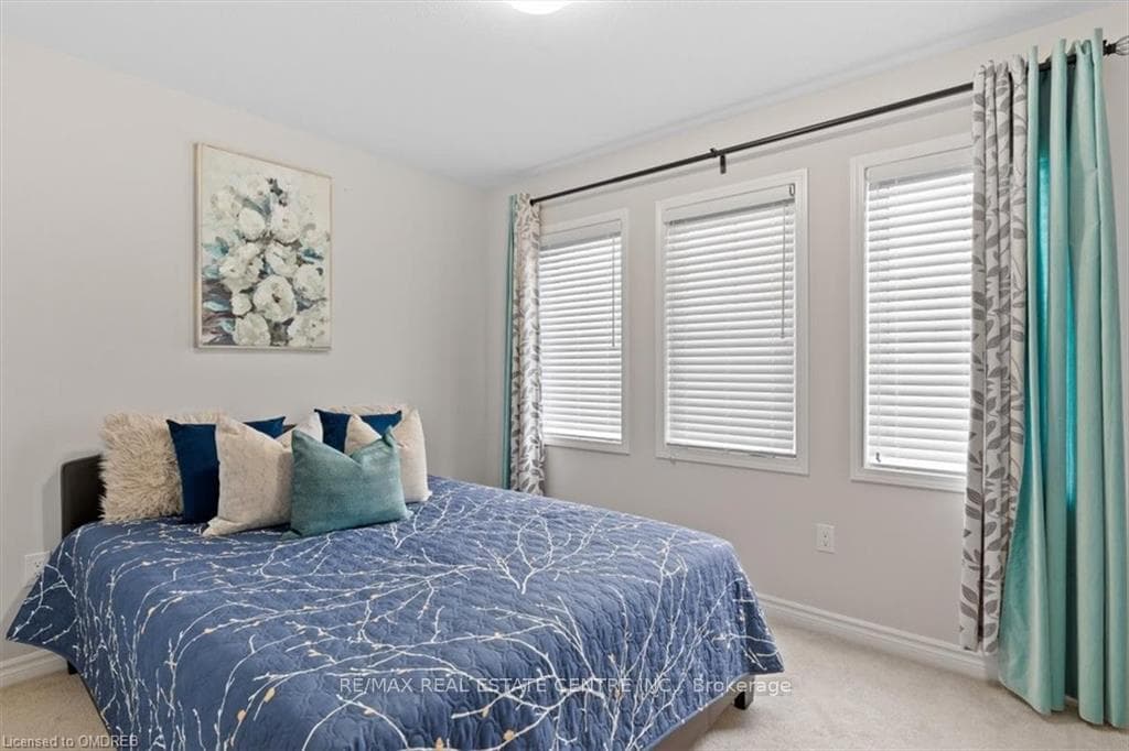 47 Postmaster Drive photo 19