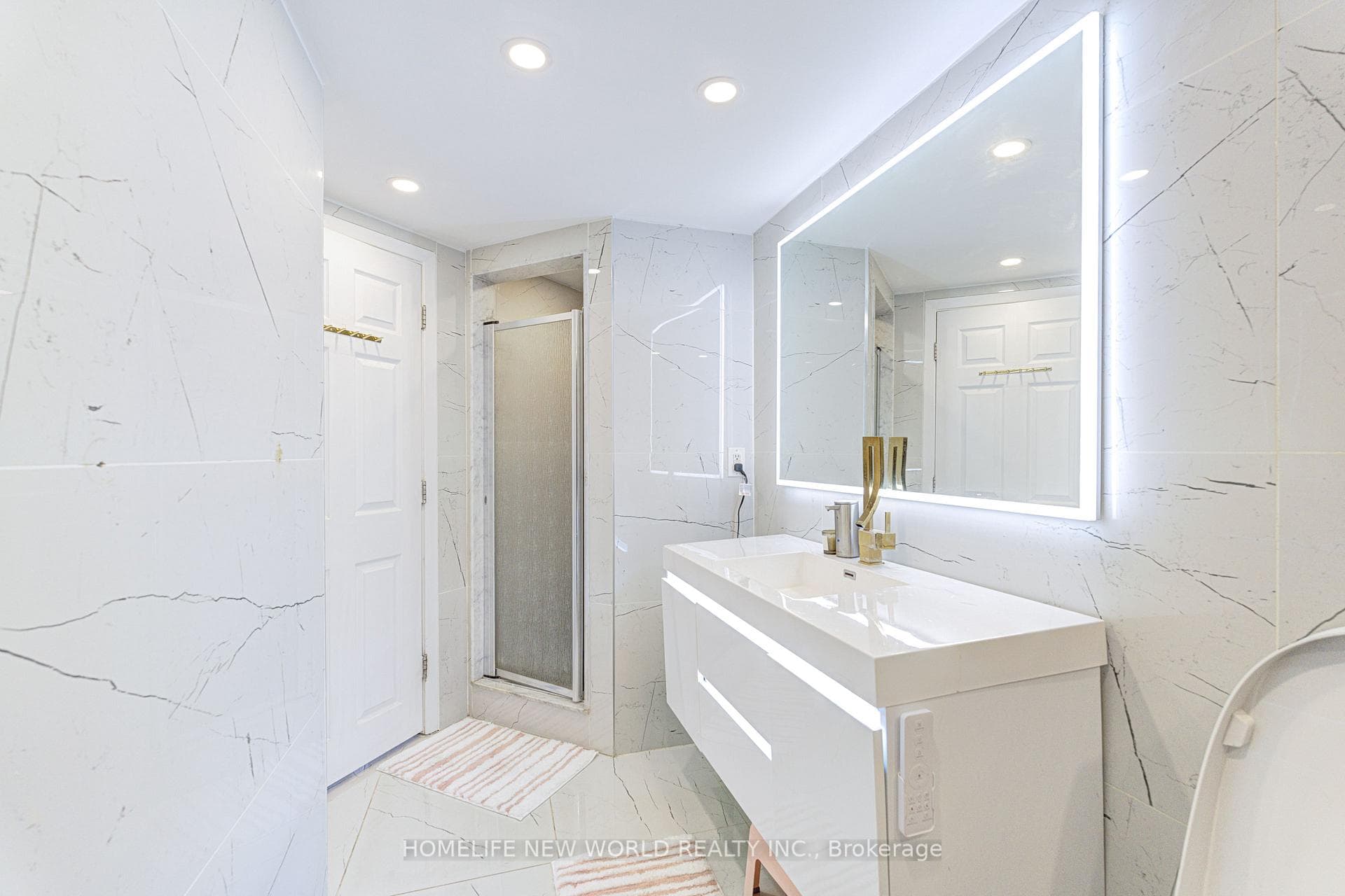 45 Kingsbridge Garden Circle Unit 2704 photo 17