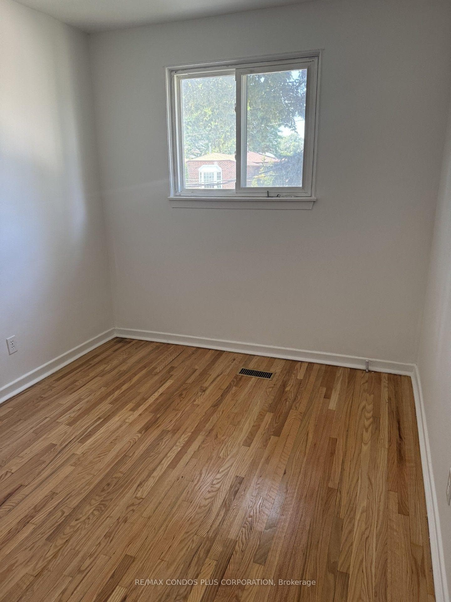 9 Rockwood Drive photo 8