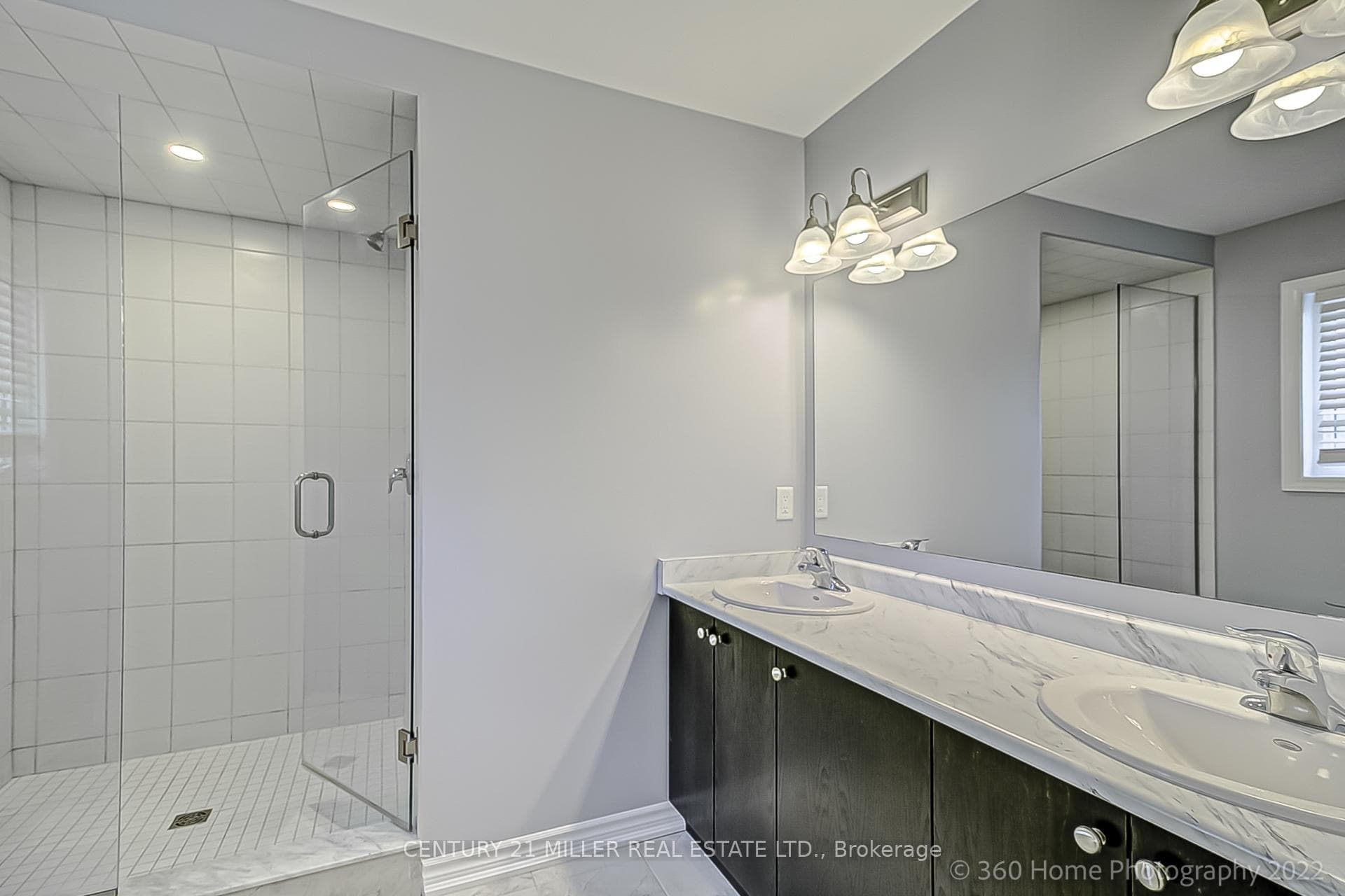 30 Moses Crescent photo 13