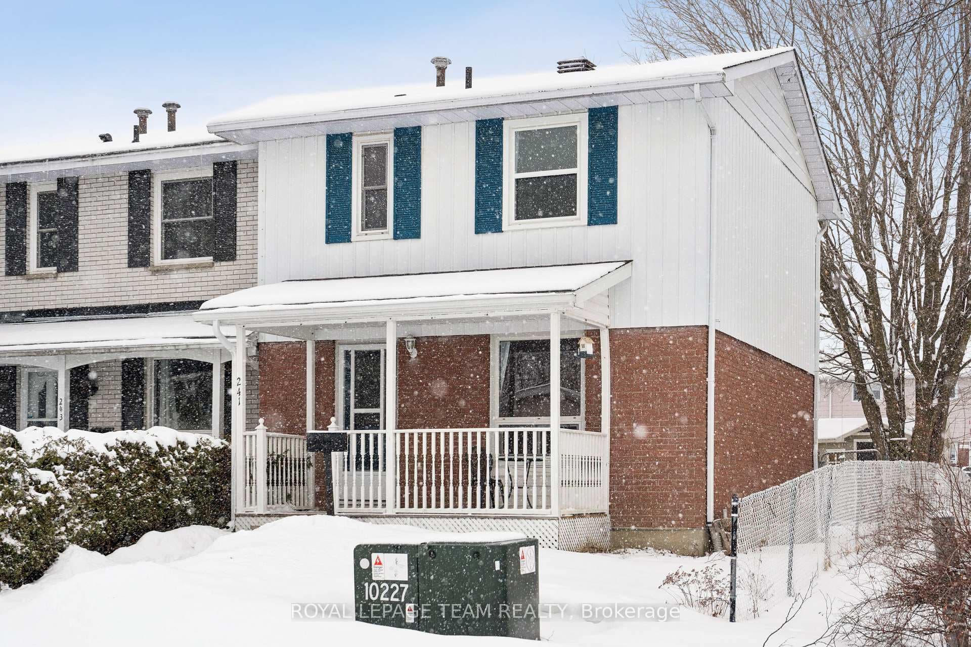 241 Wilfred Crescent photo 1