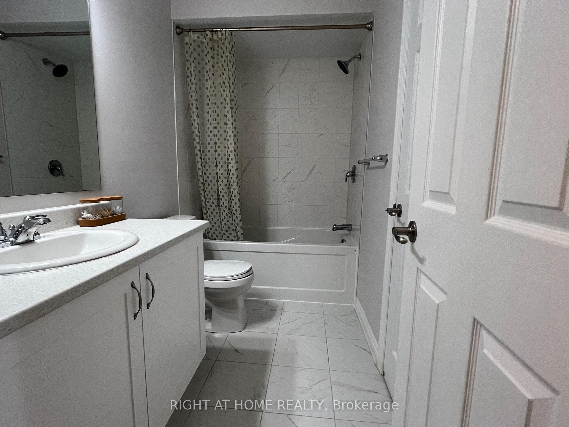 905 Nautilus Private photo 12