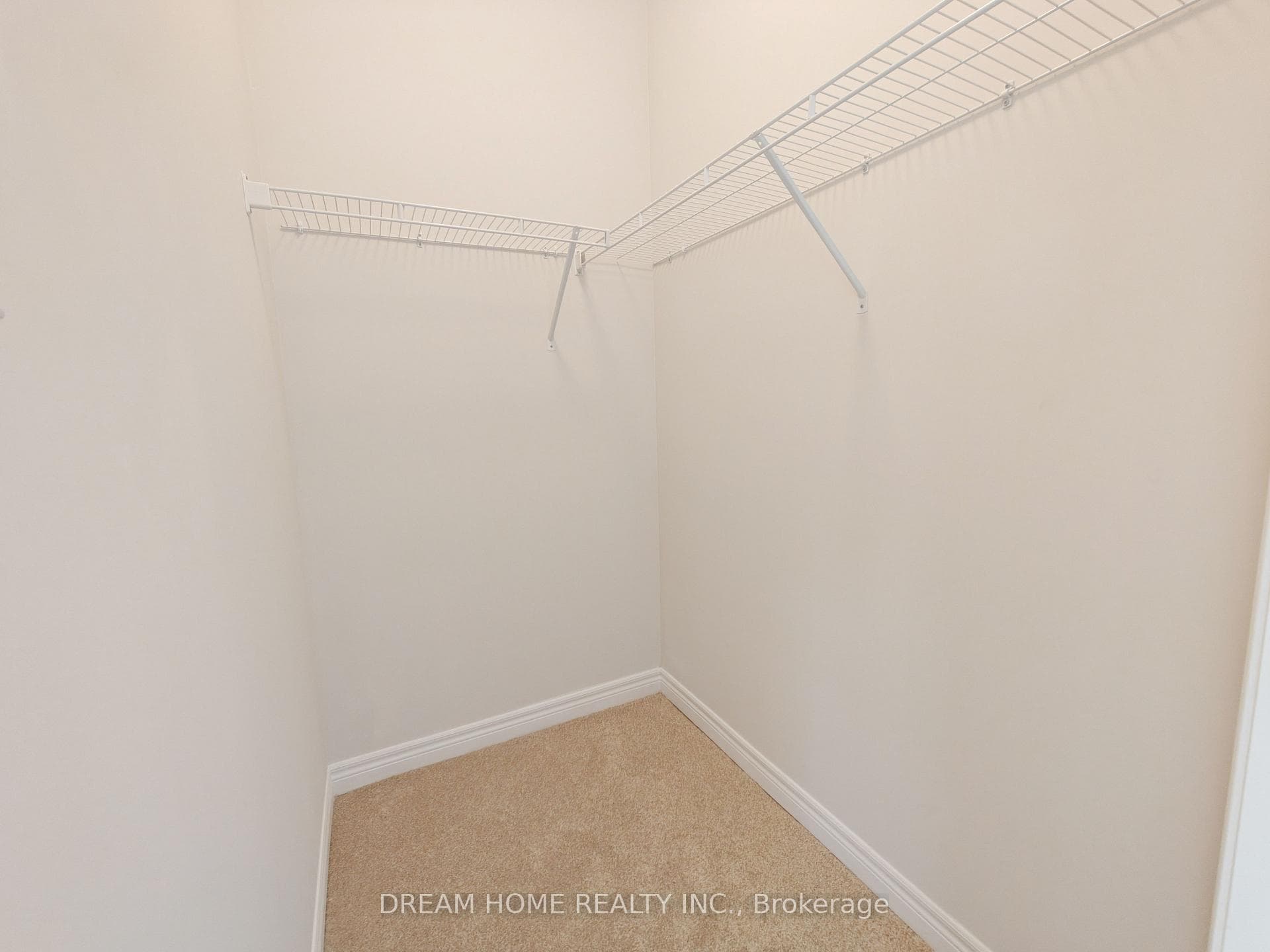 64 Johann Drive photo 17