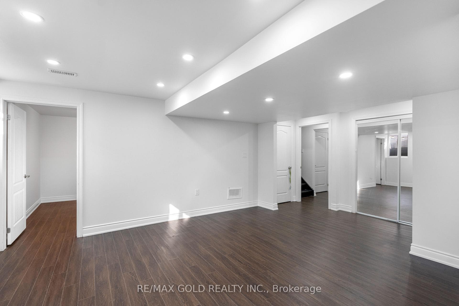 99 Watsonbrook Drive photo 40