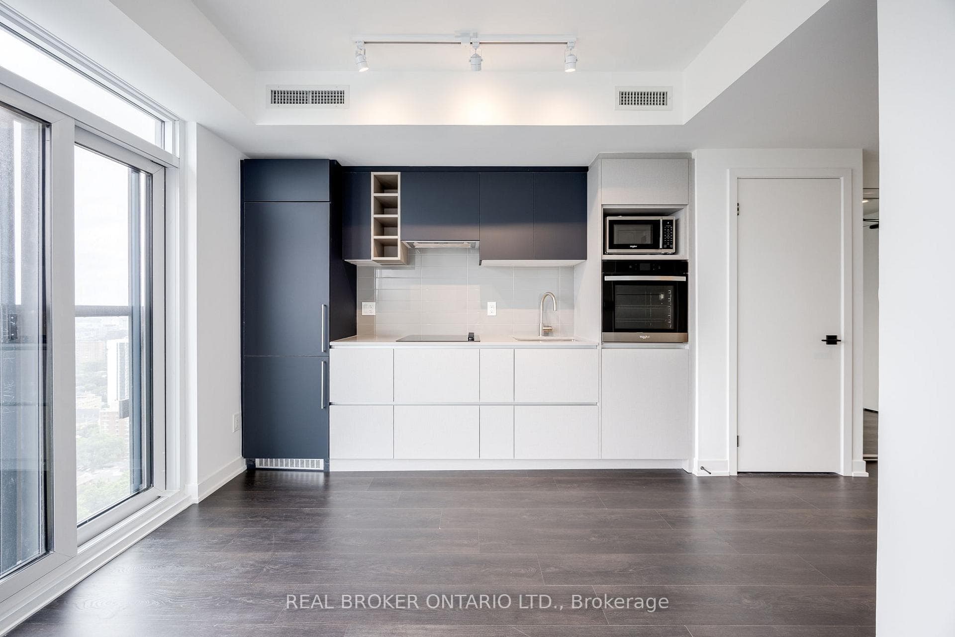 319 Jarvis Street Unit 3212 photo 6
