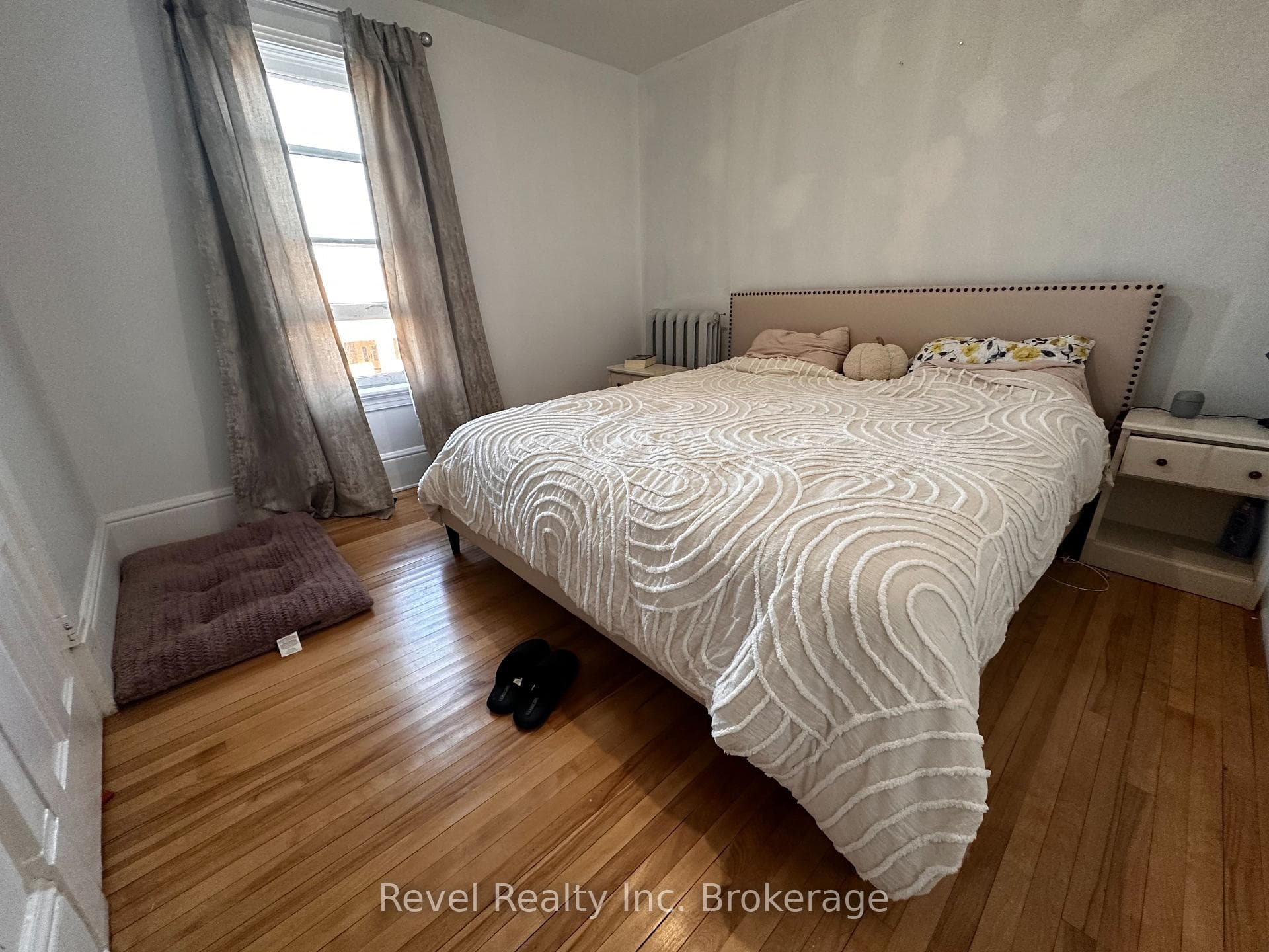 551 First Avenue photo 13