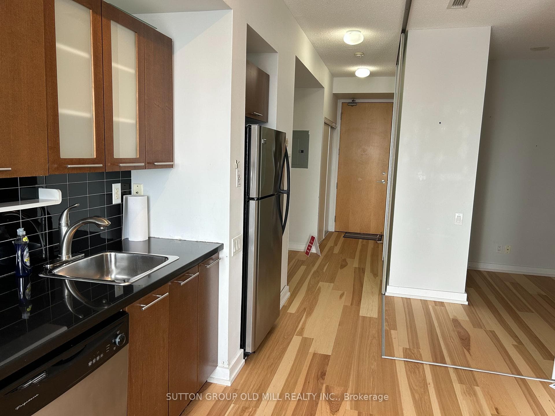 33 Mill Street Unit 1103 photo 10