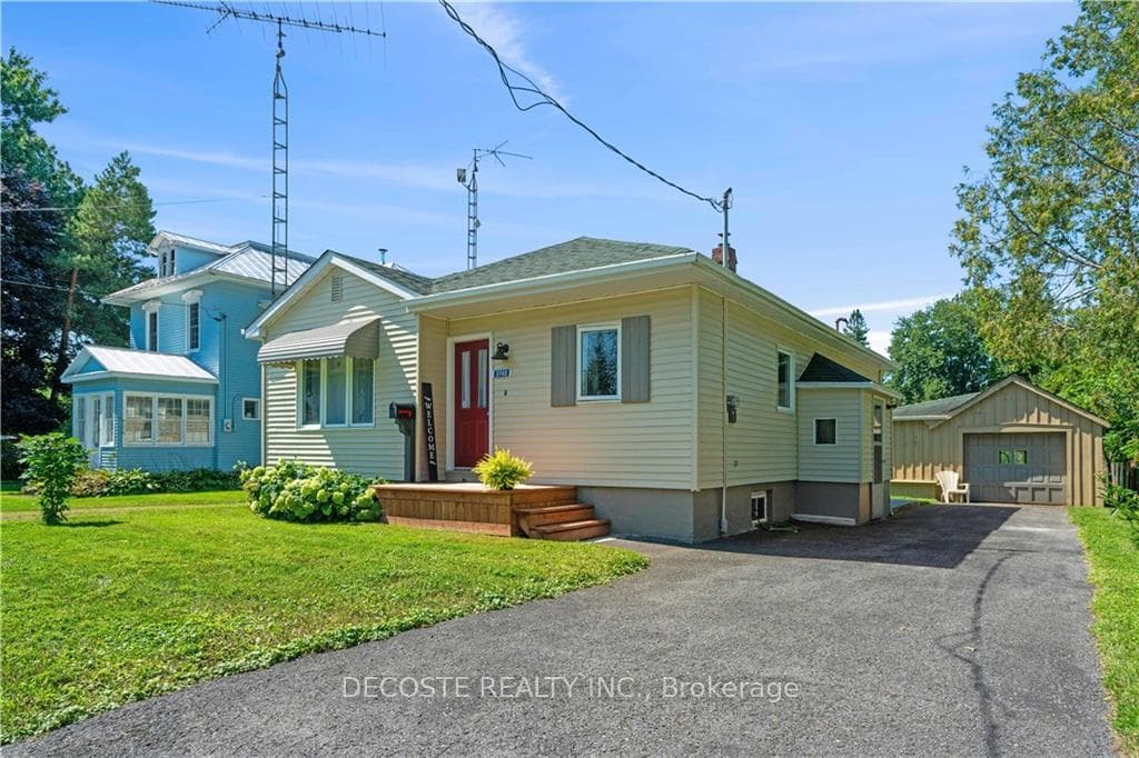 3748 OLD ORCHARD Street photo 2