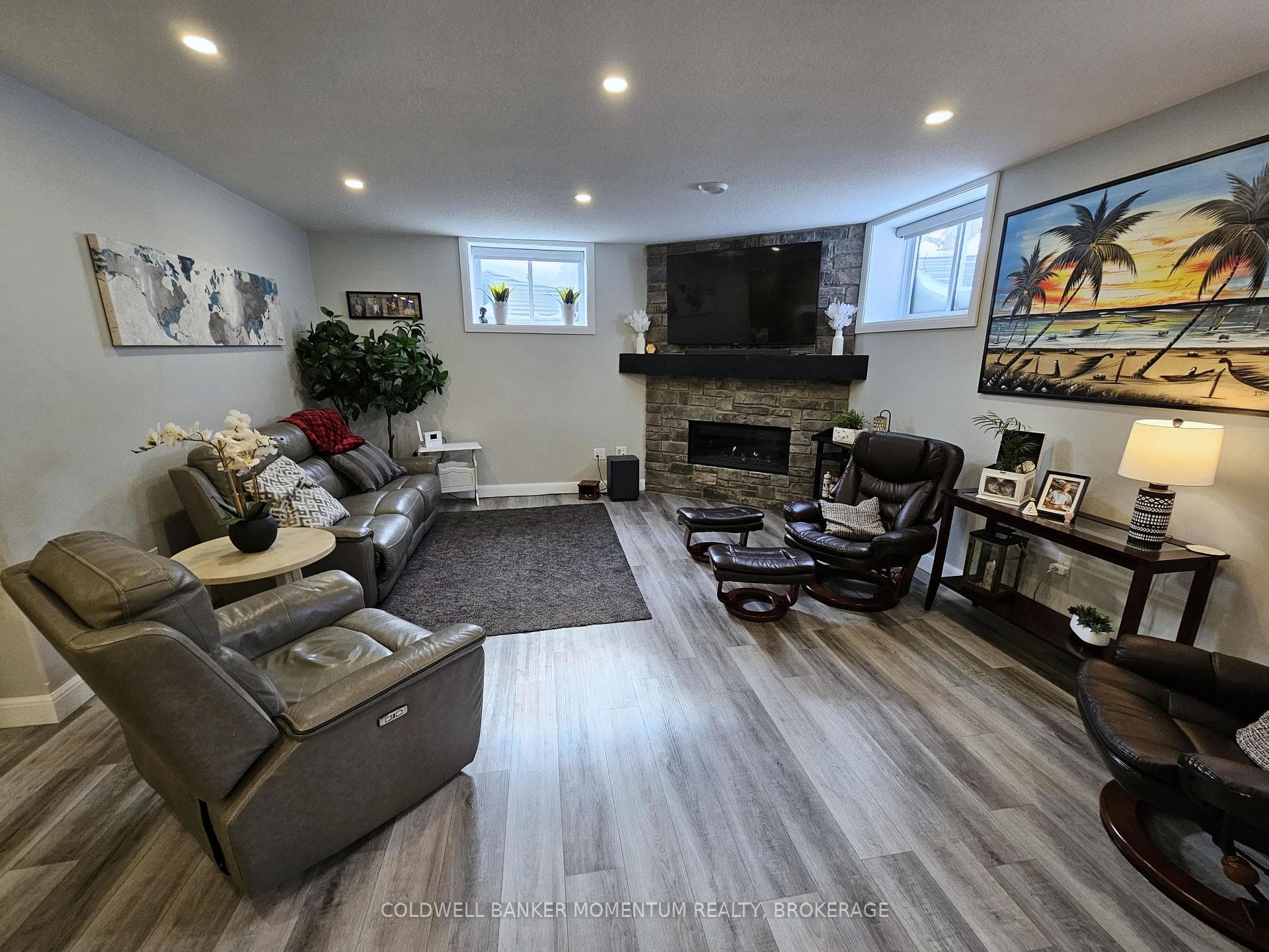 Living Room with Gas Fireplace