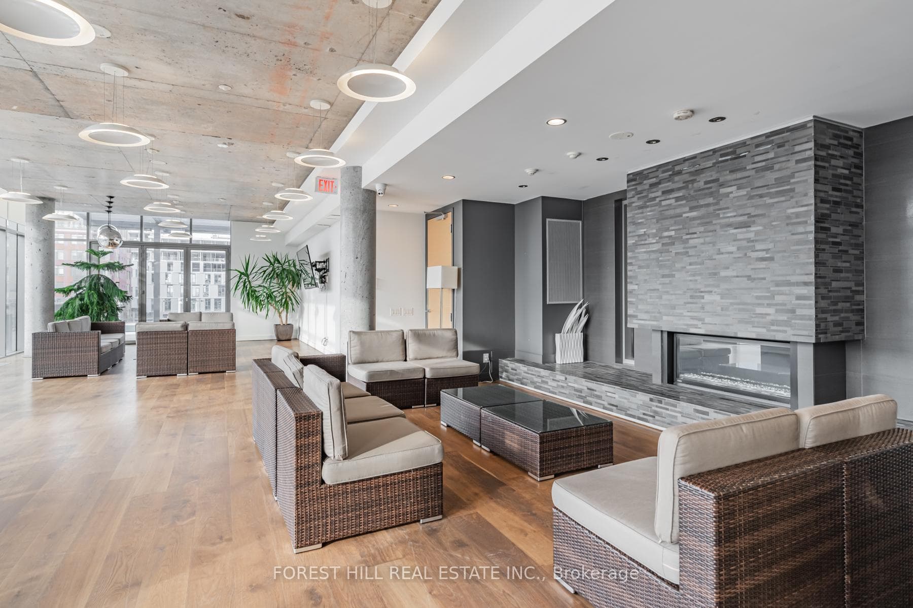 Party Room and Lounge
