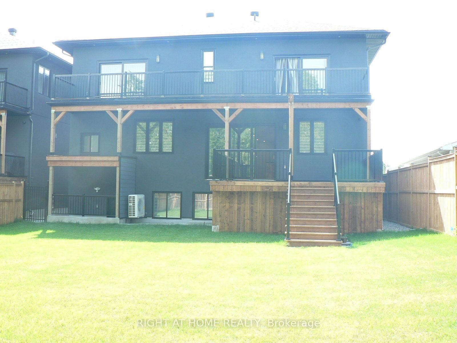 13 Bell Park Street photo 3