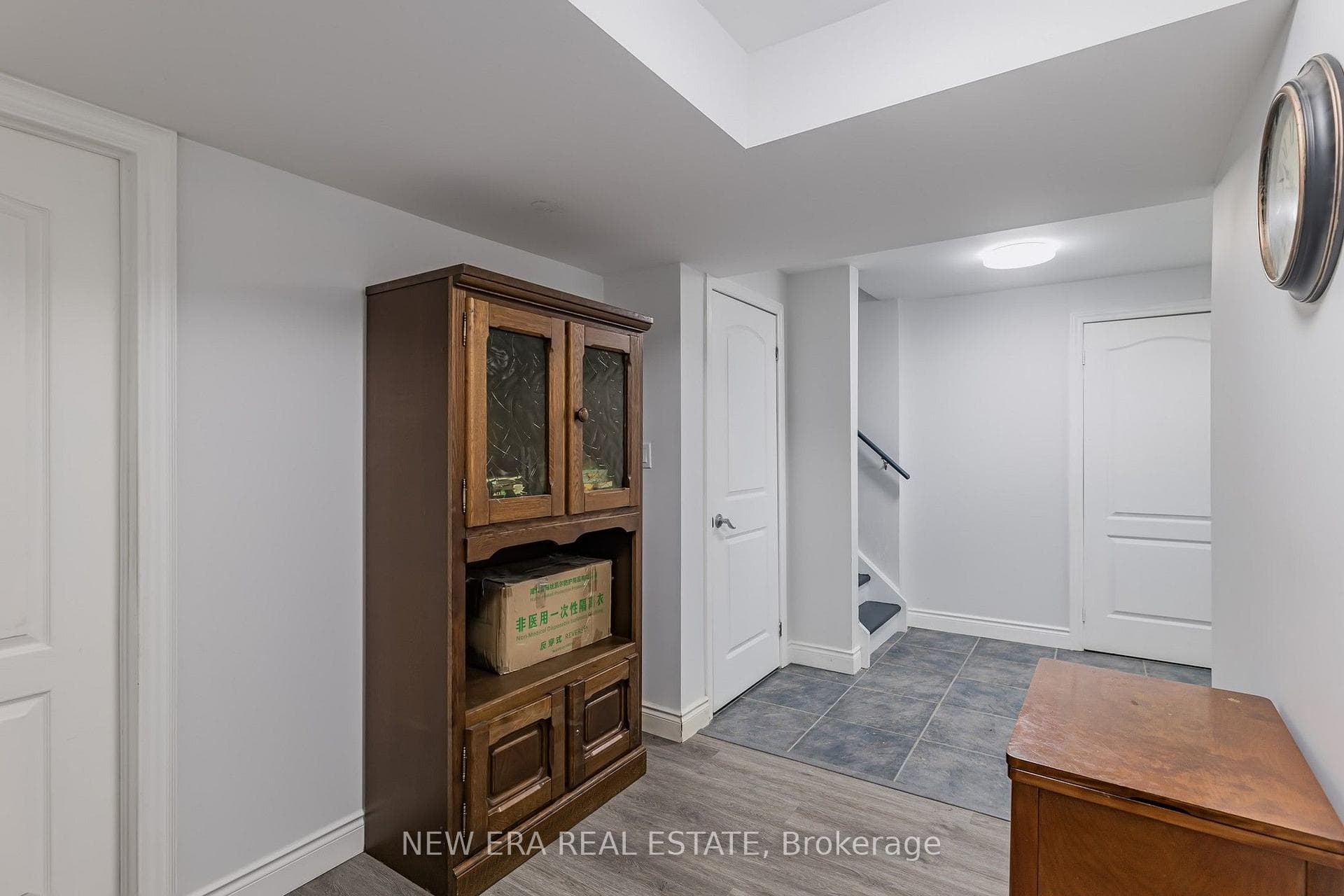 1031 Lake Drive Unit Lower photo 3