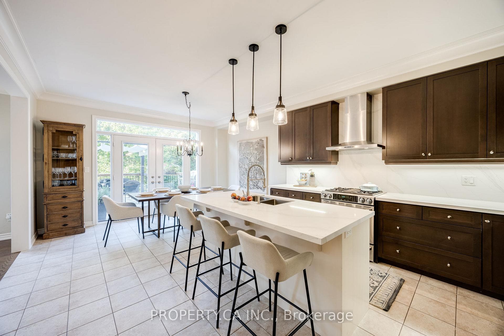 95 Foxtail Court photo 9