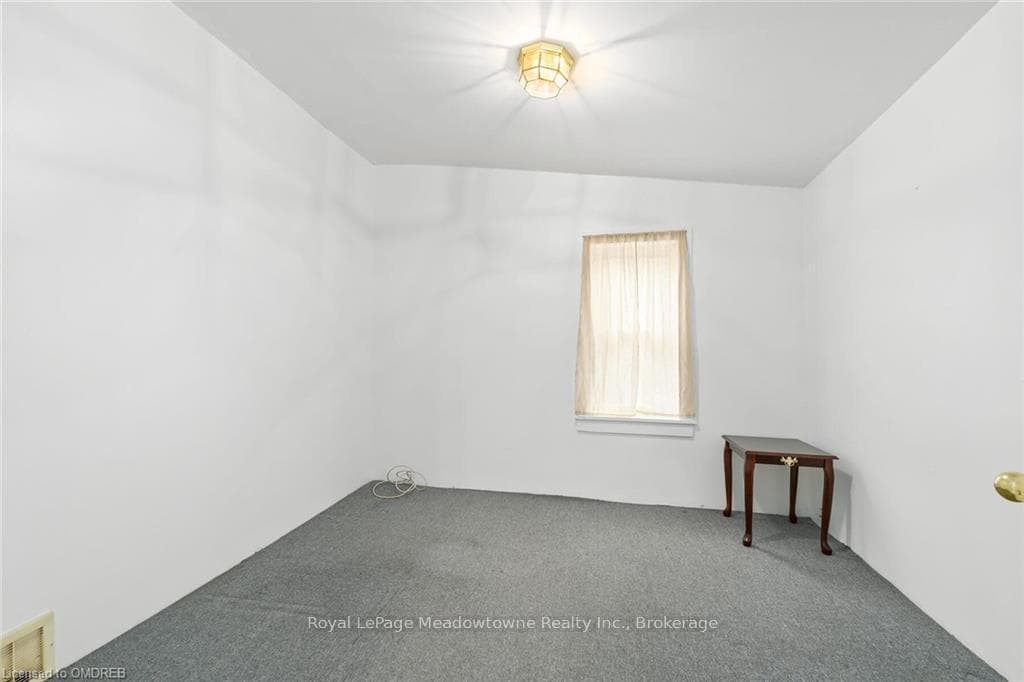 84 WELLINGTON Street photo 20