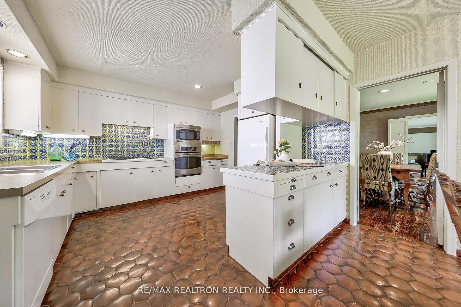 33 Sunnydene Crescent photo 10