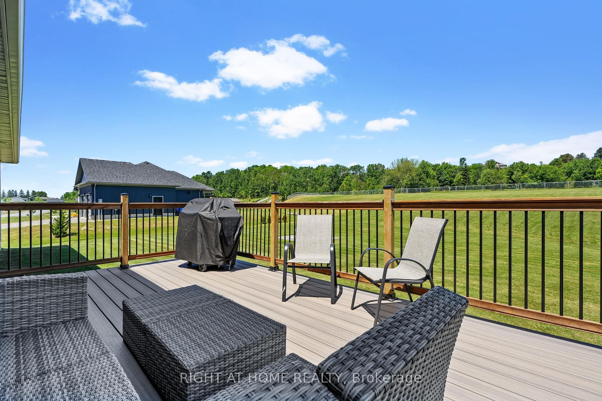 172 Glens Of Antrim Way photo 33