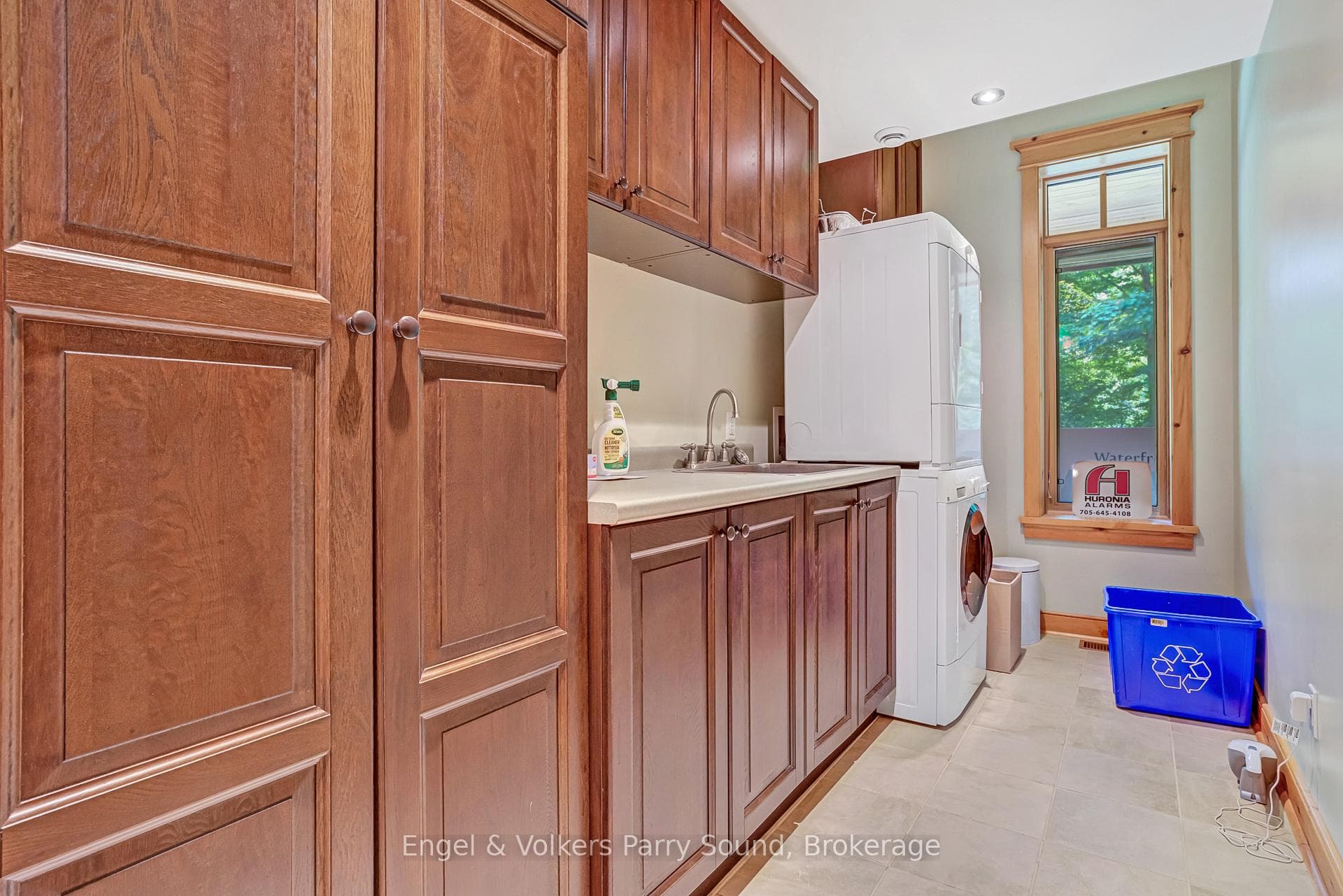 35 SHAKELL Road photo 19