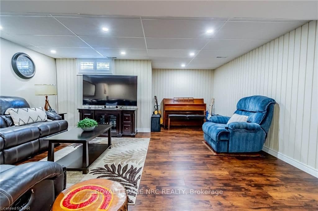 1693 RICE Road photo 38
