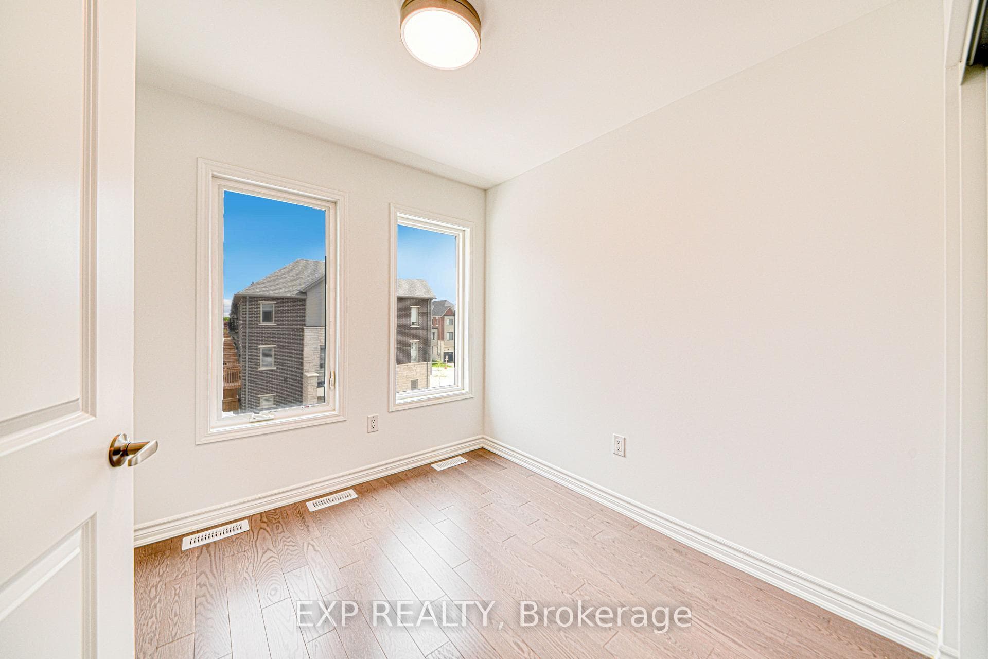 5138 Vetere Street photo 17