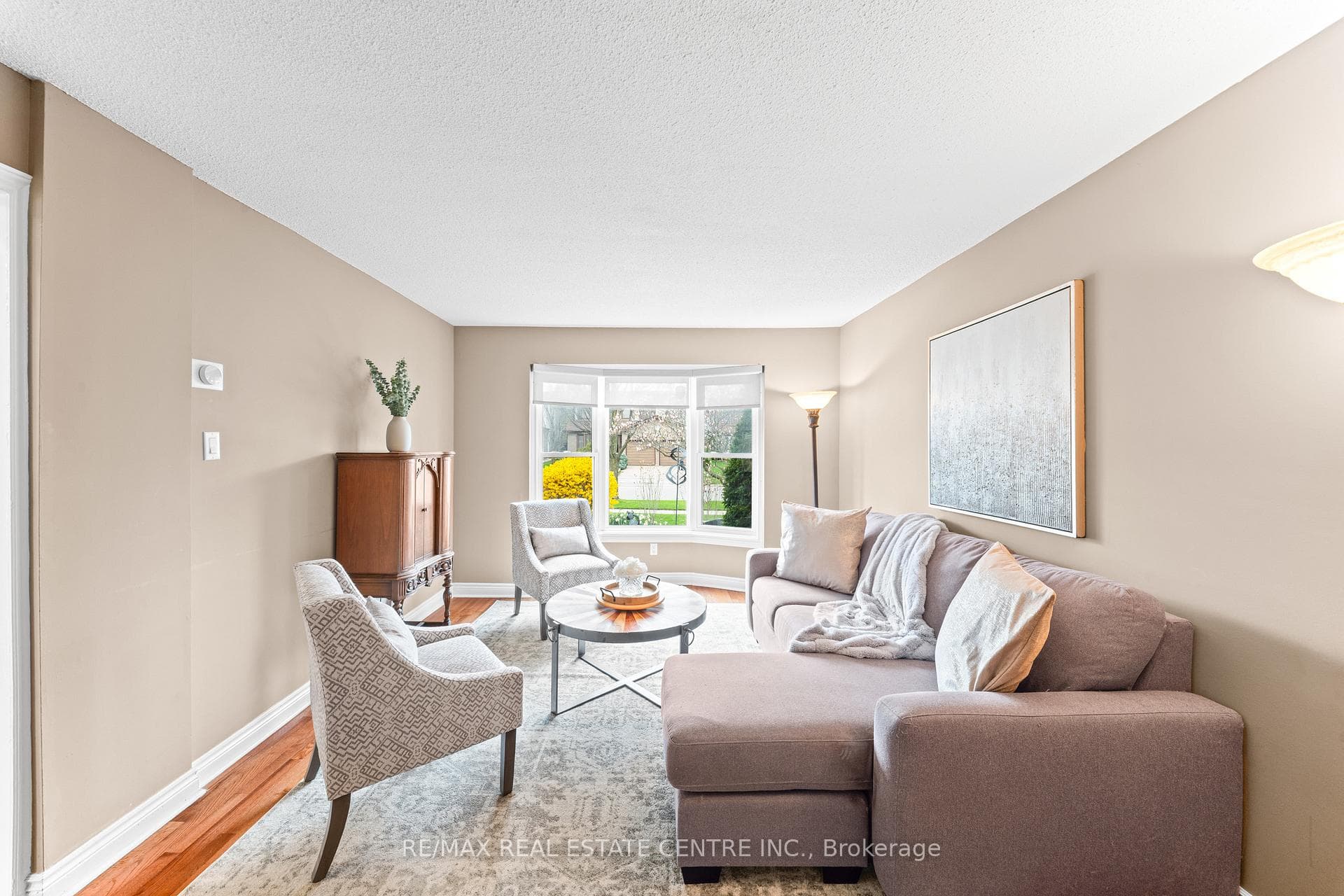 104 Mikado Crescent photo 11