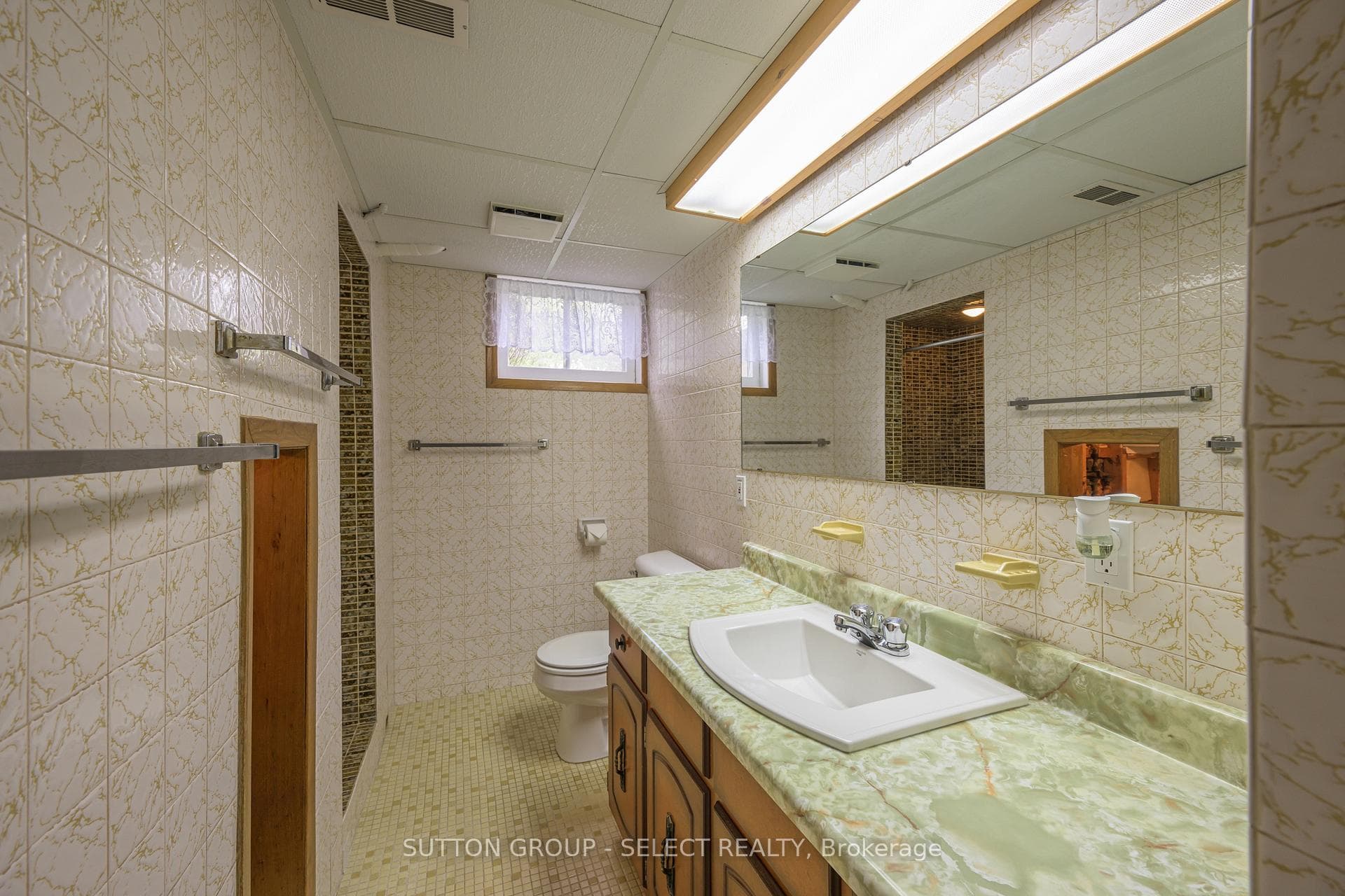 1095 Nashua Avenue photo 28