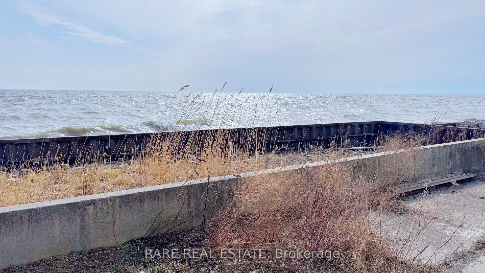 18080 Erie Shore Drive photo 5