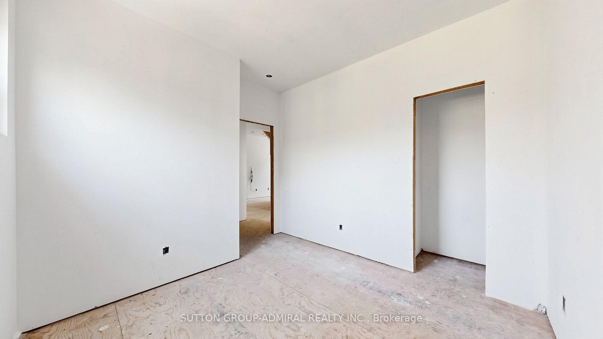 62 Rosemeade Avenue photo 33