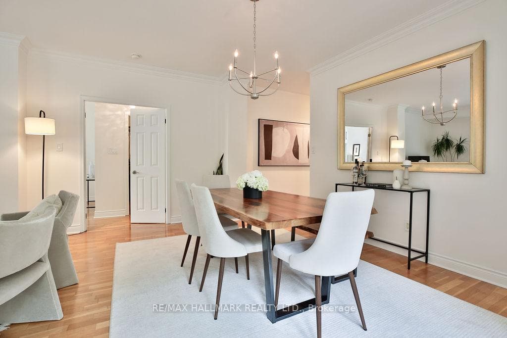 2511 Bloor Street Unit 203 photo 15