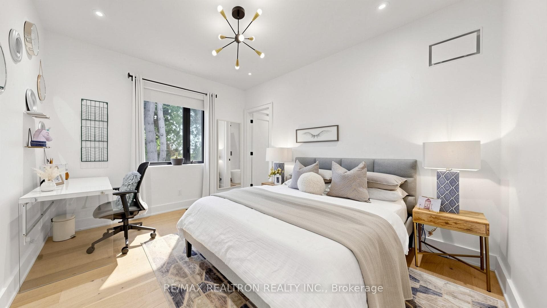 116 Laurentide Drive photo 34