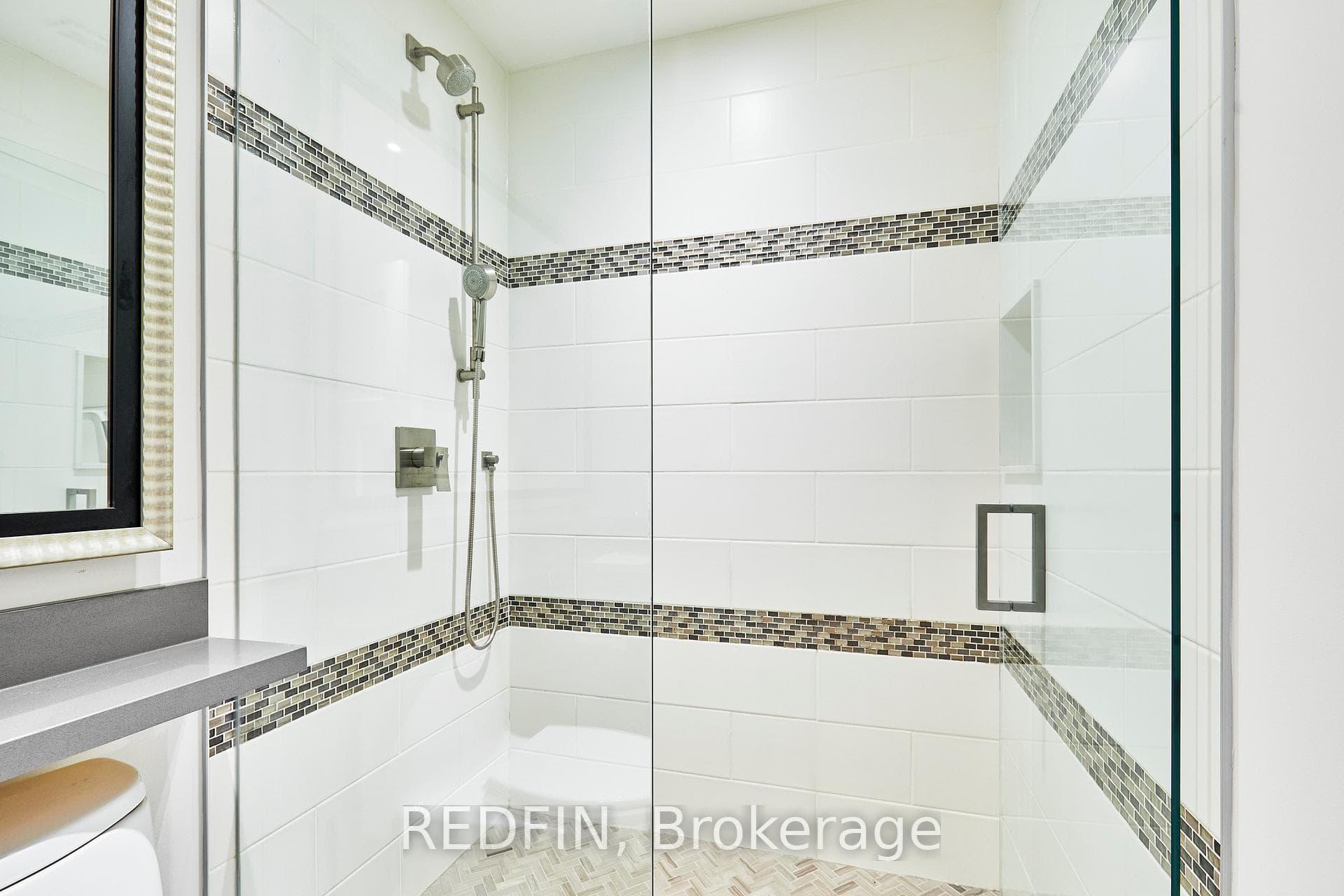 516 Melrose Avenue photo 34