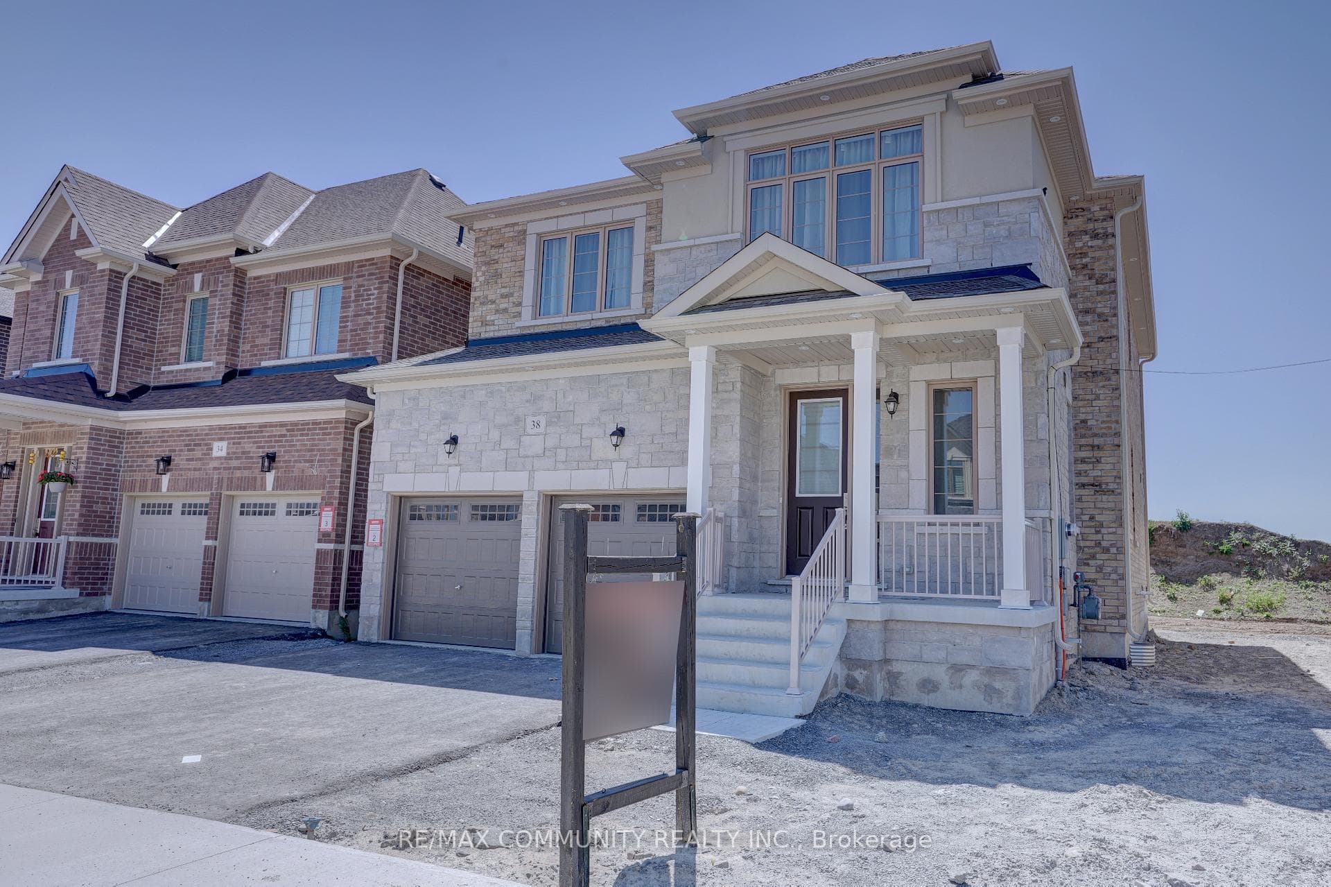 38 Wesley Brooks Street photo 2