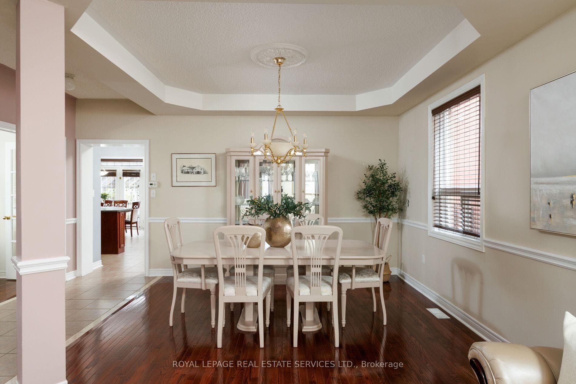 2252 Foxfield Road photo 8