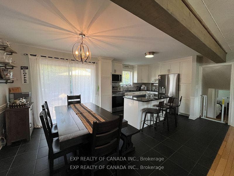 721 Churchill Street photo 13