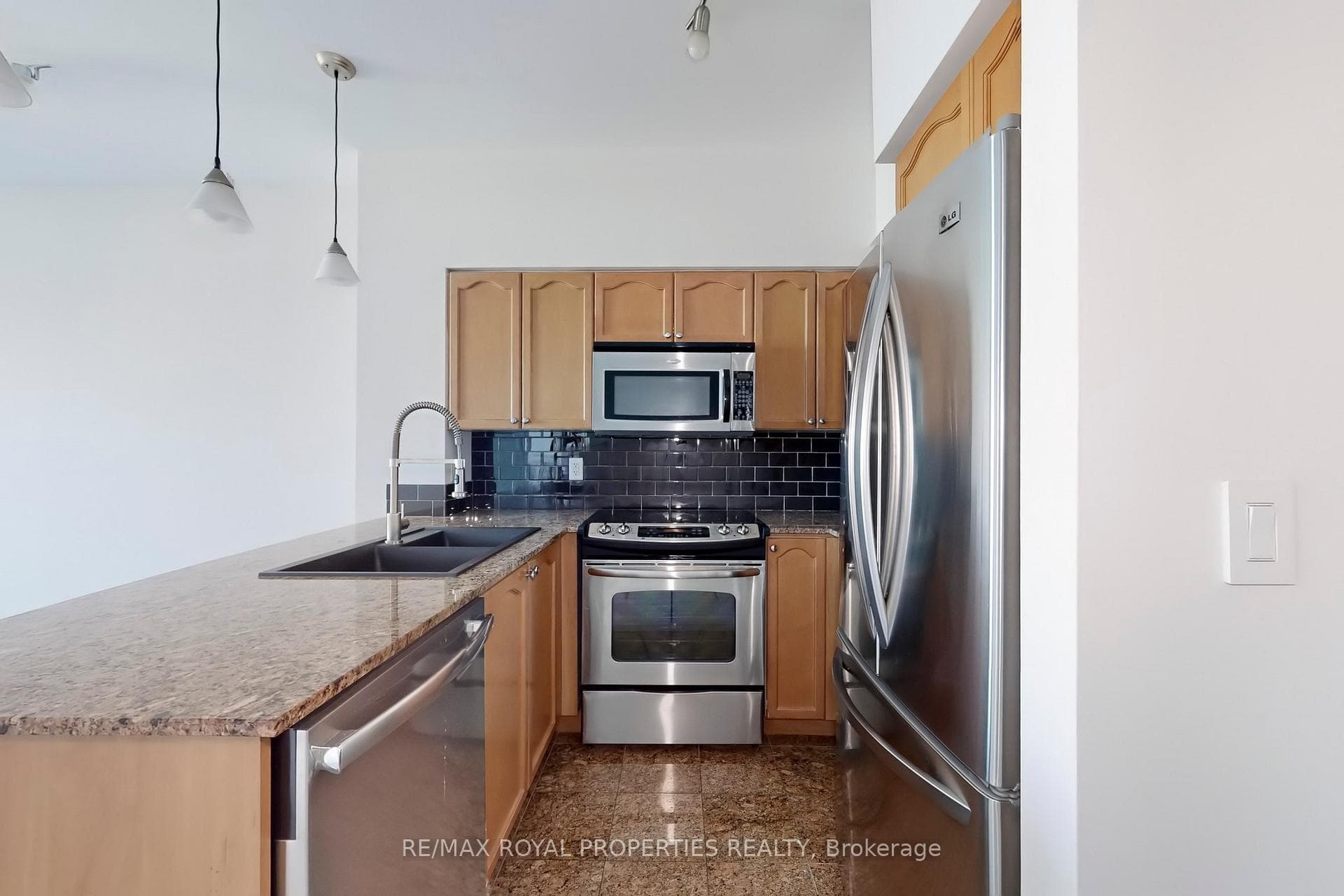 18 Yonge Street Unit 3805 photo 12