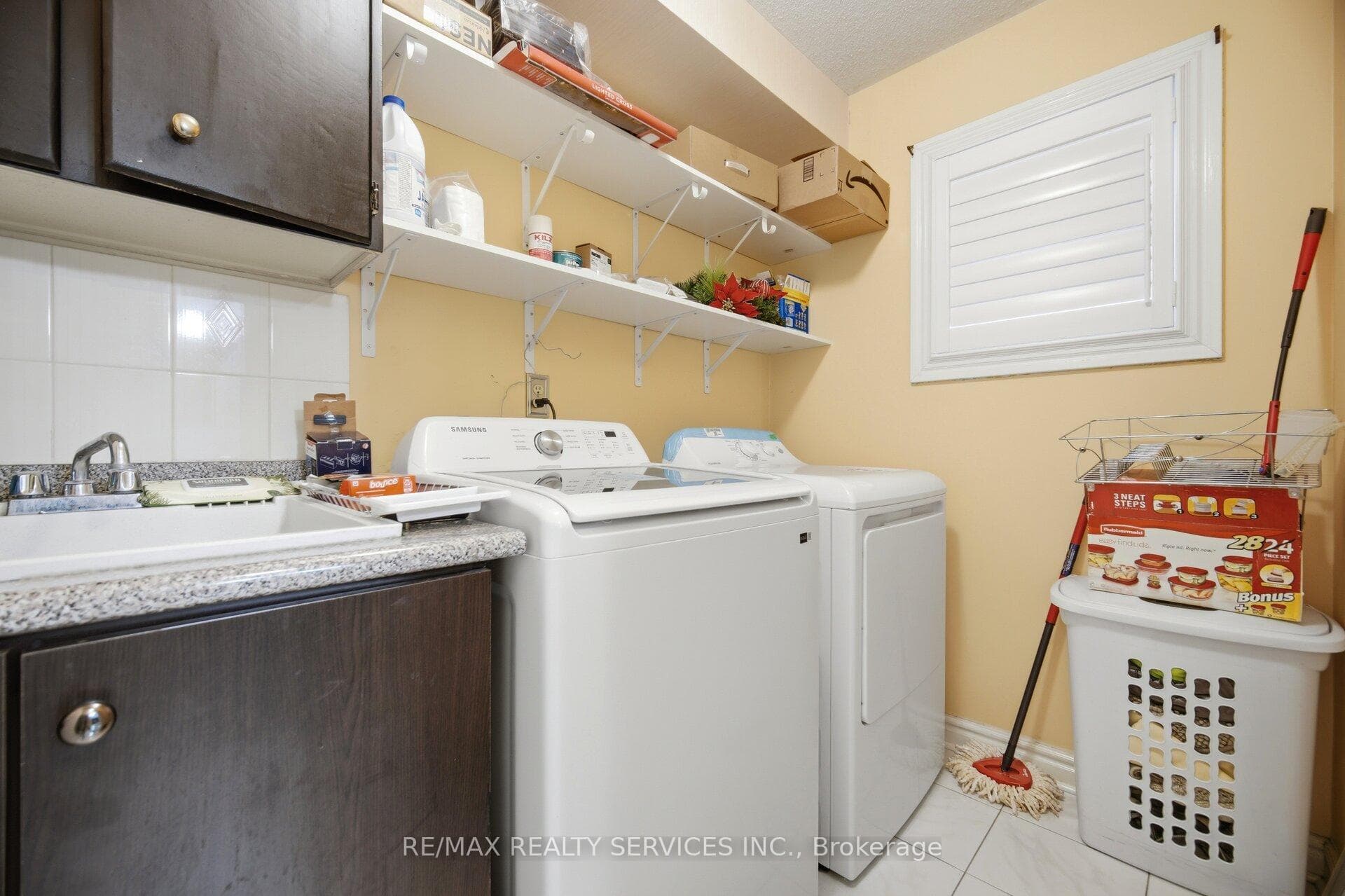 26 Sunforest Drive photo 19