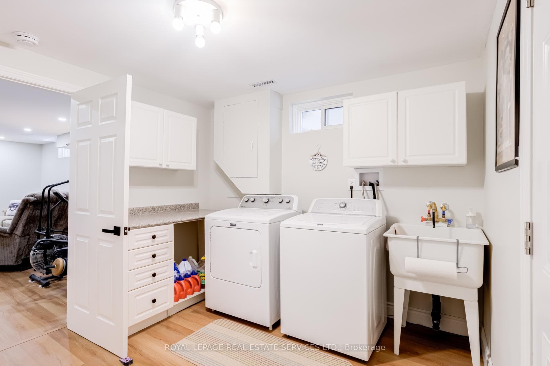 92 Gray Avenue photo 33