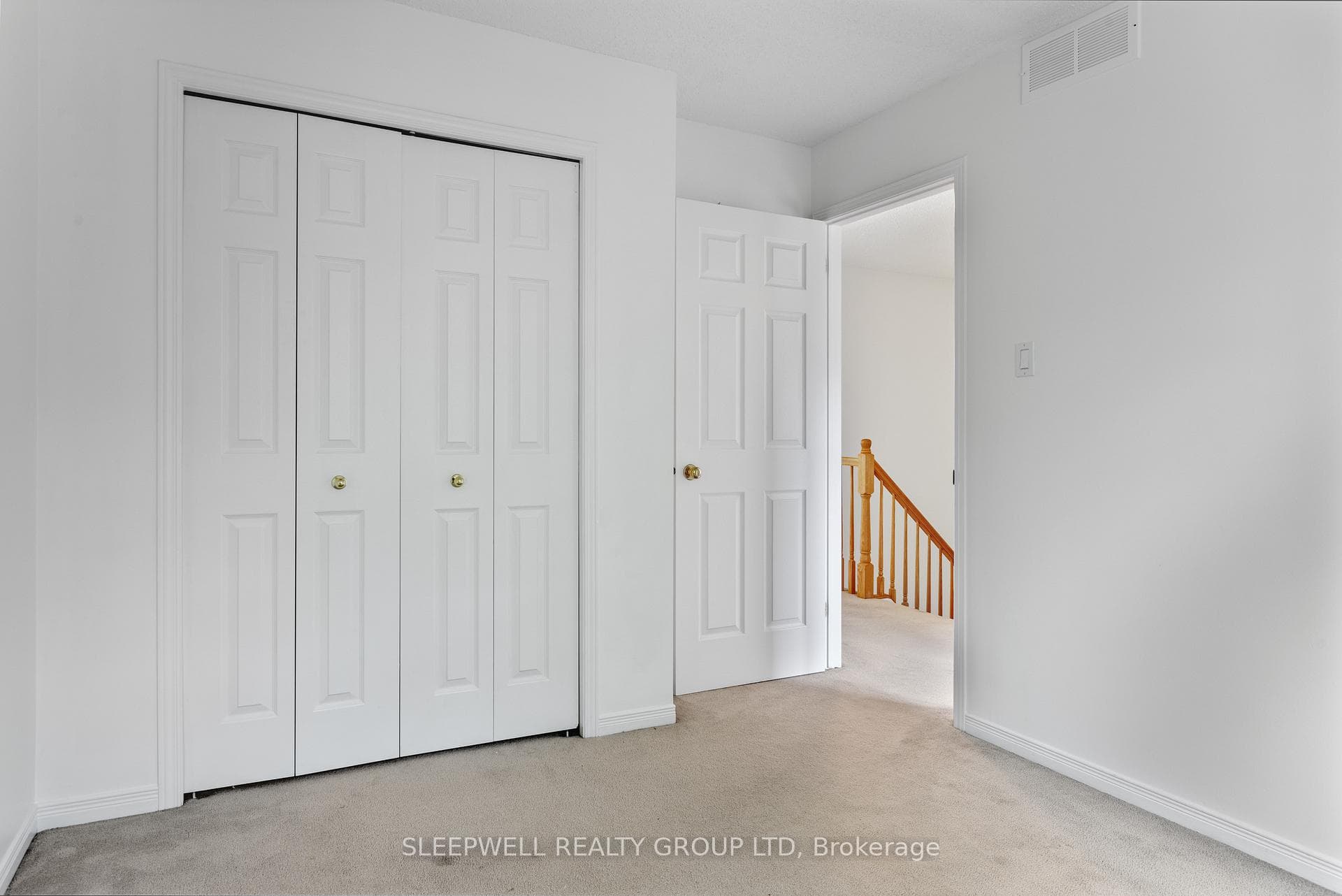 209 HOPEWELL Avenue photo 20