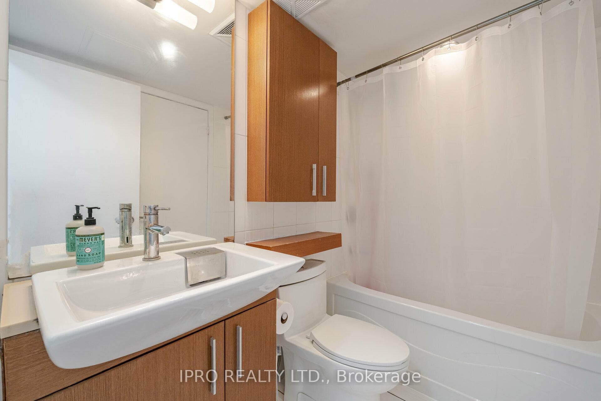 8 Telegram Mews Unit 1109 photo 21