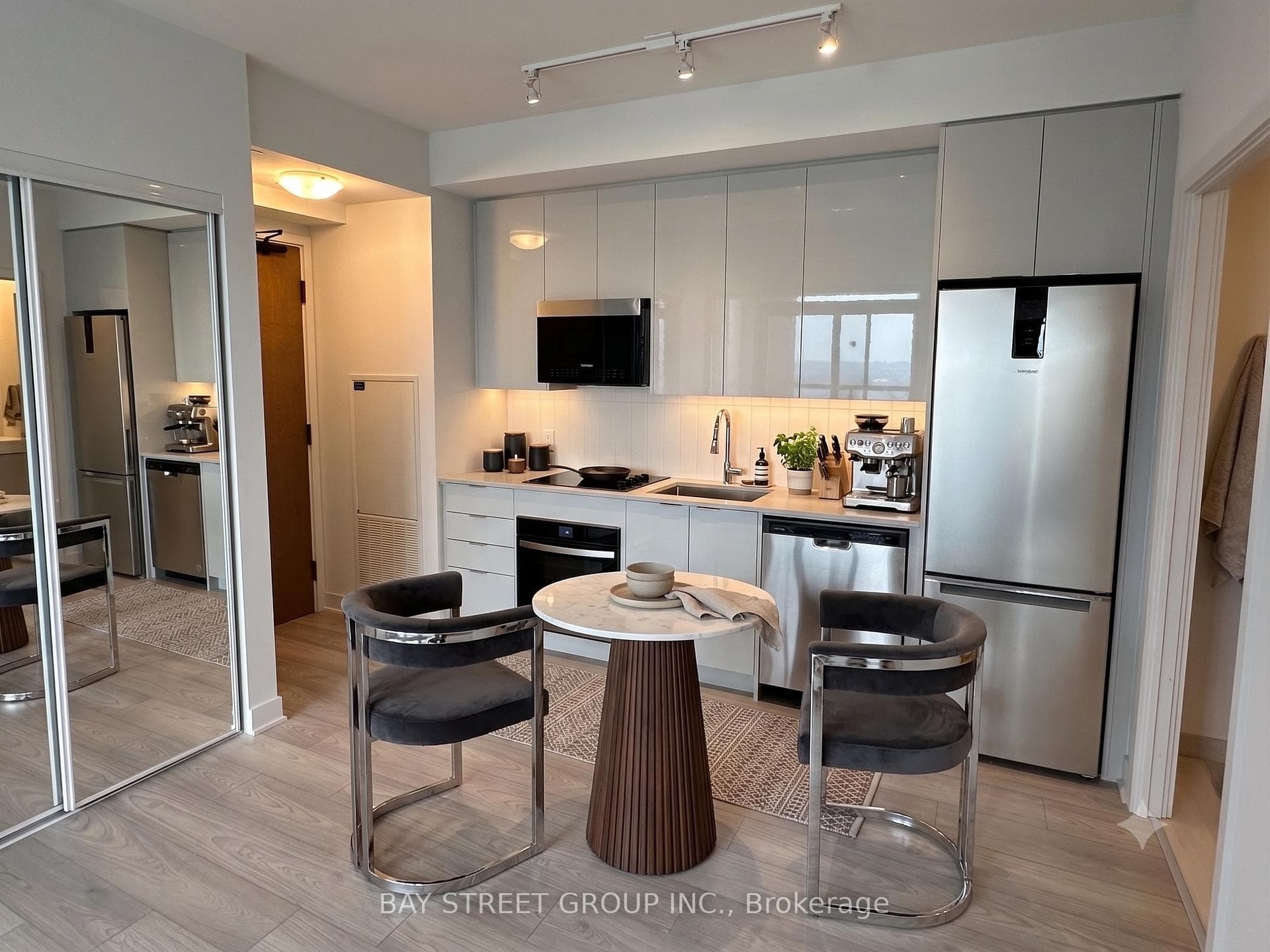 2920 Highway 7 Road Unit 4701 photo 5