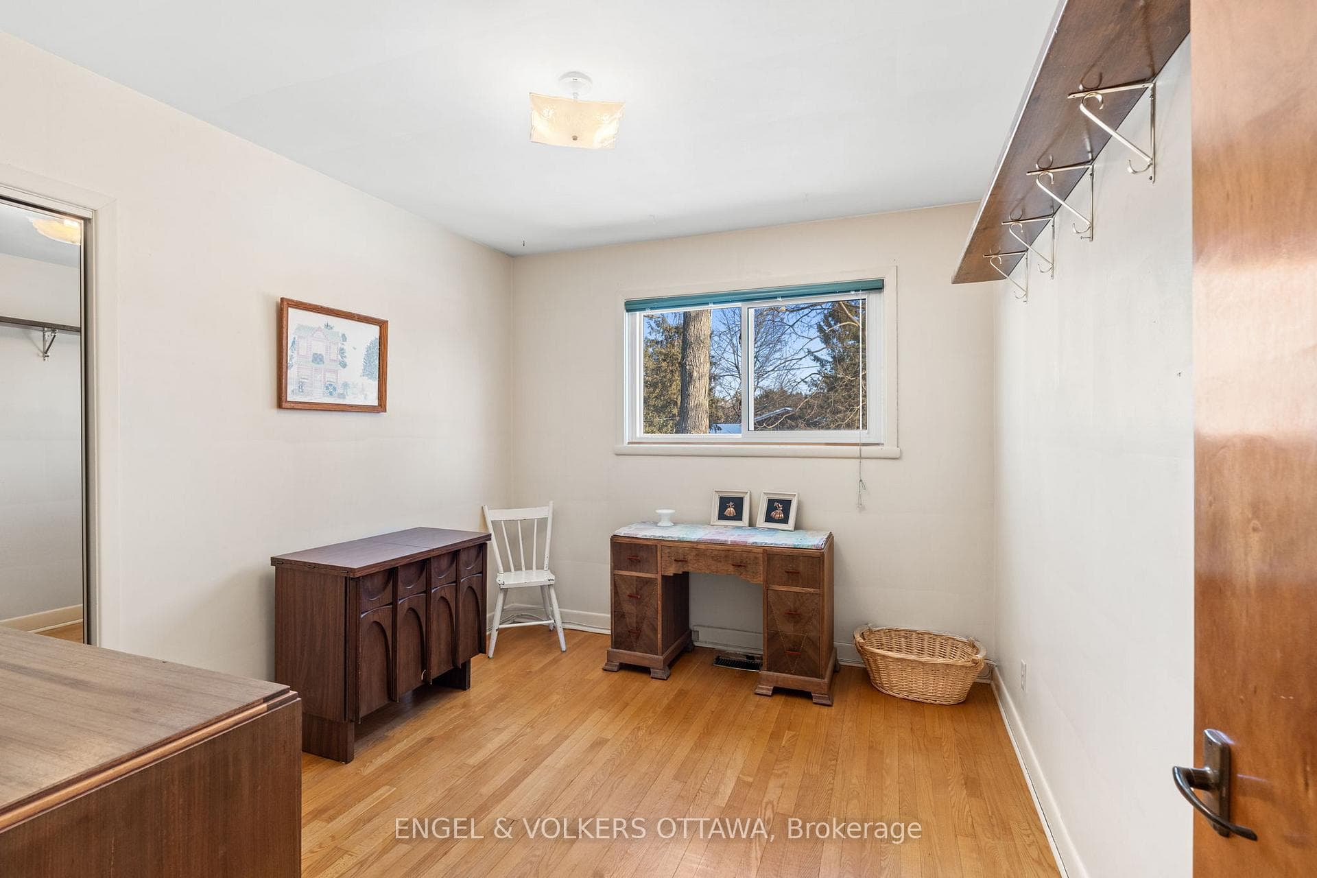 81 Grenfell Crescent photo 17