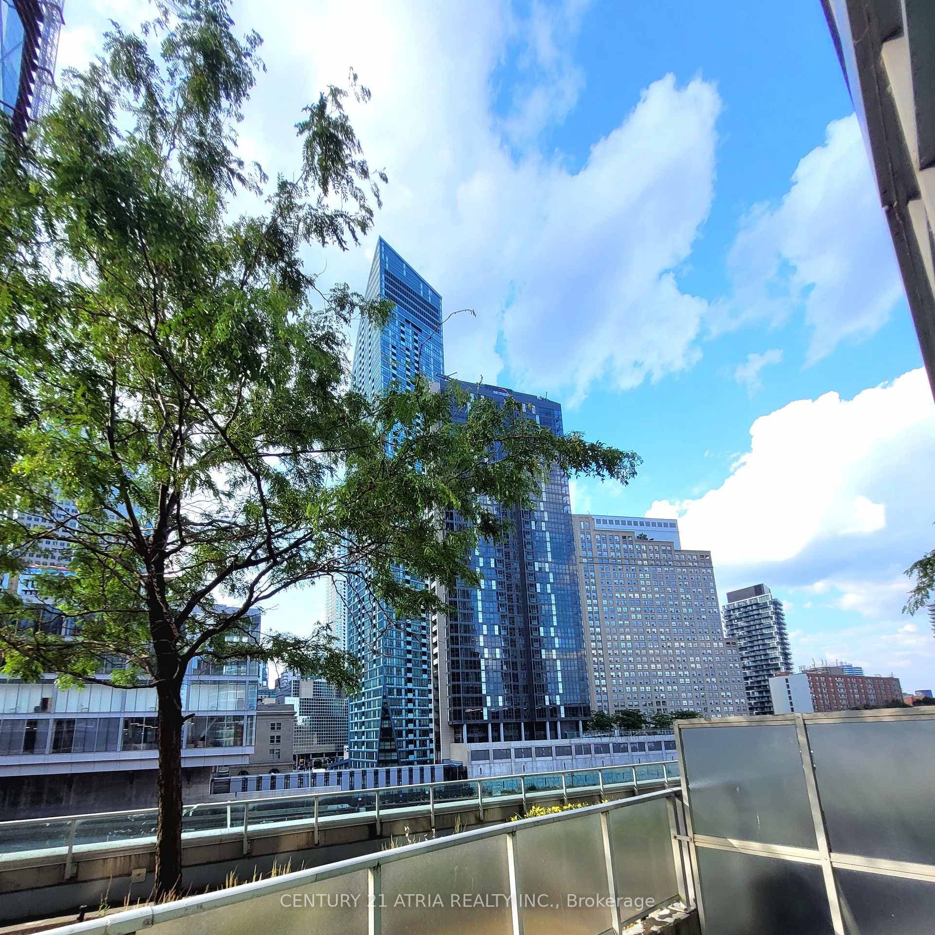 18 Yonge Street Unit 604 photo 10