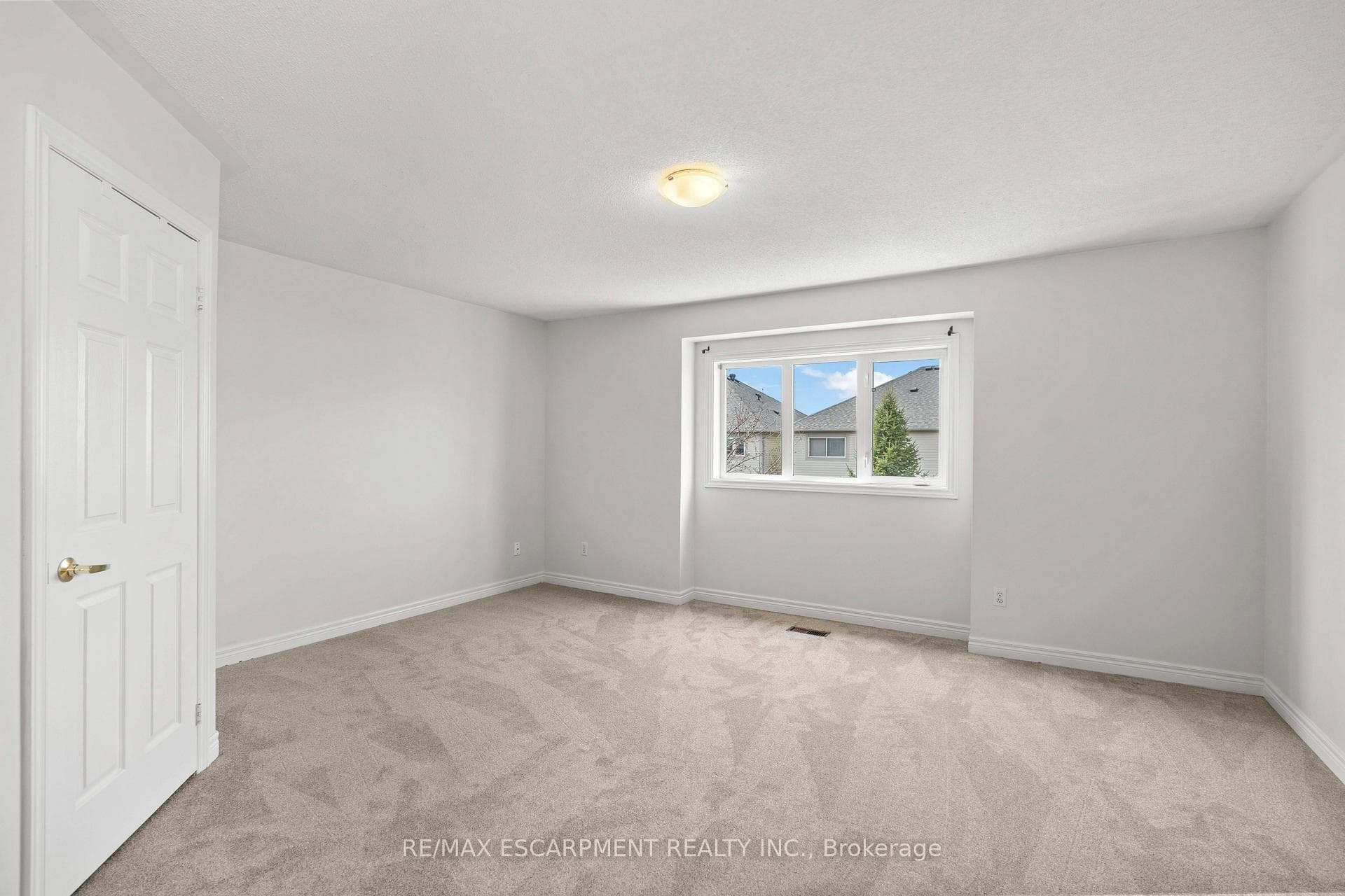 8 Traymore Street photo 27