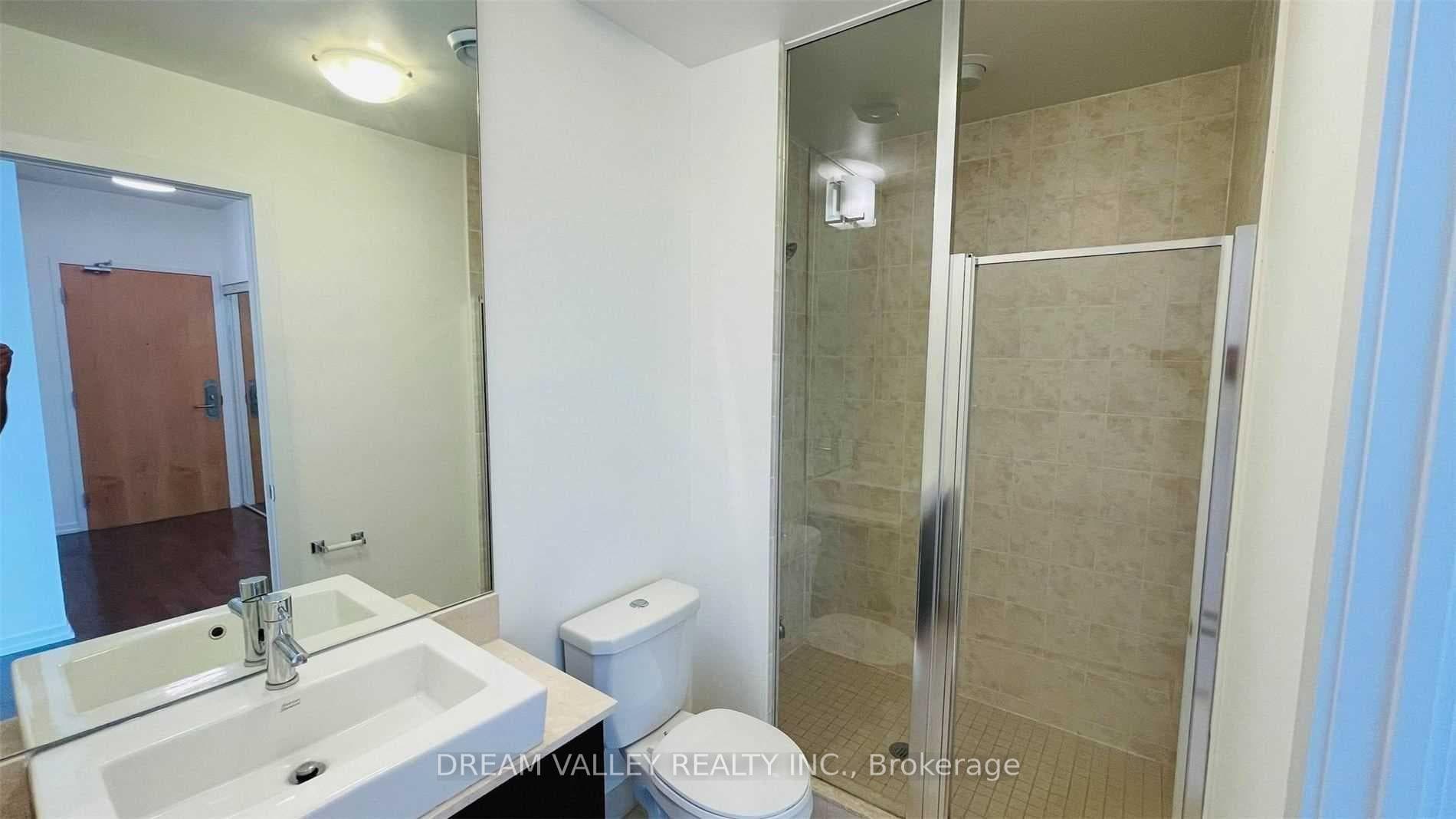 65 Bremner Boulevard Unit 3908 photo 16